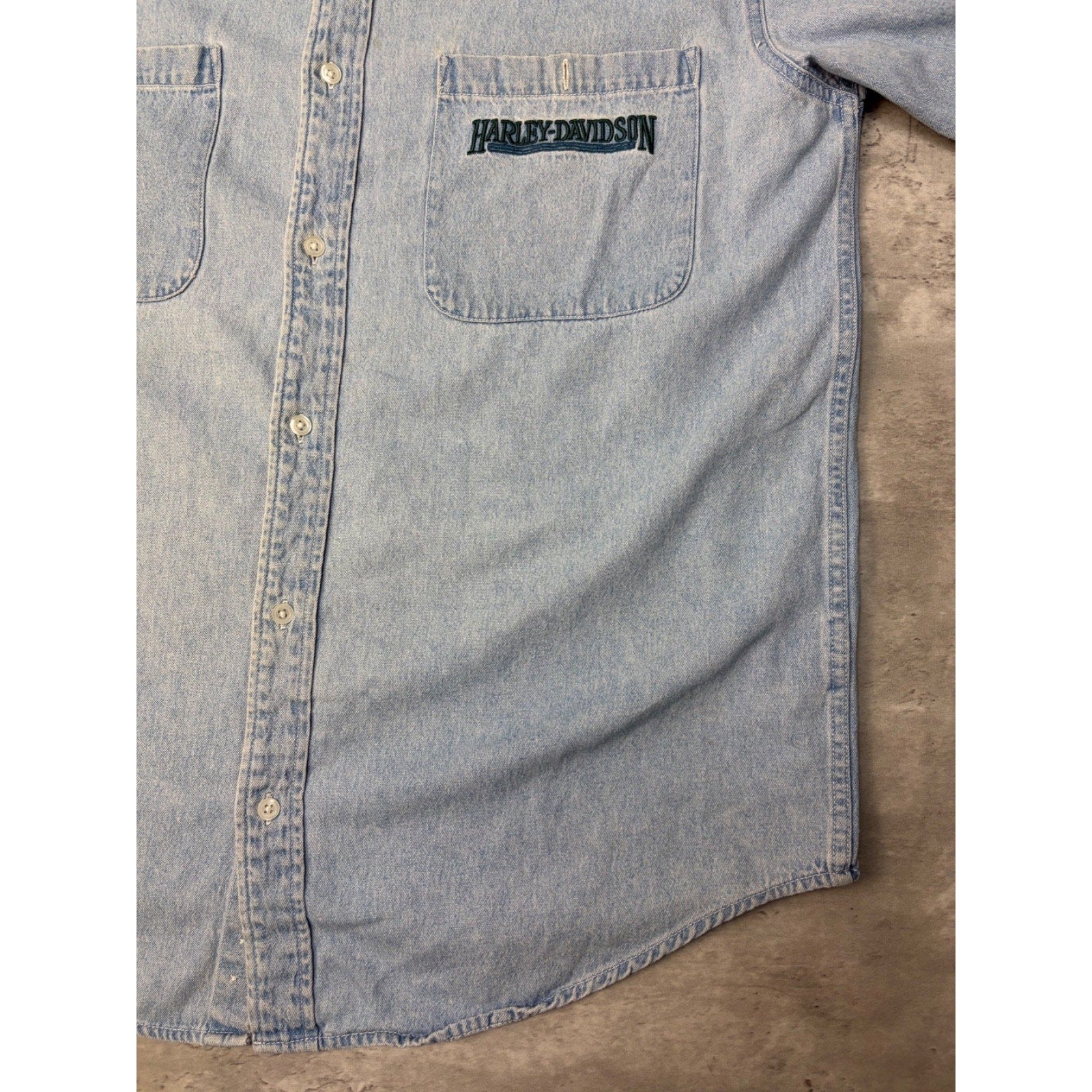 Vintage Harley Davidson Embroidered Light Wash Denim Button Up Shirt Size Large