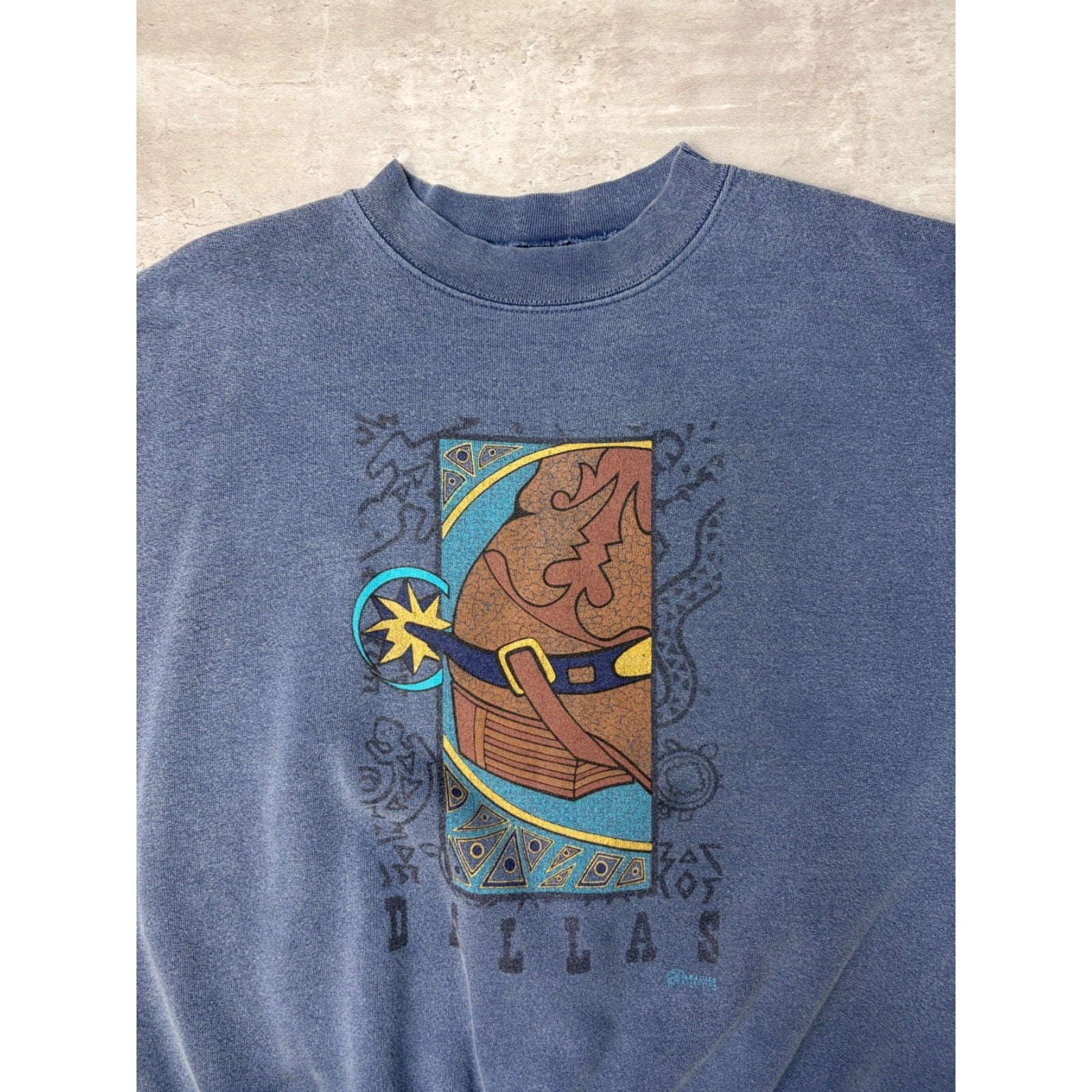 Vintage Dallas Cowboy Boot Art Graphic Destination Sweatshirt Size Large