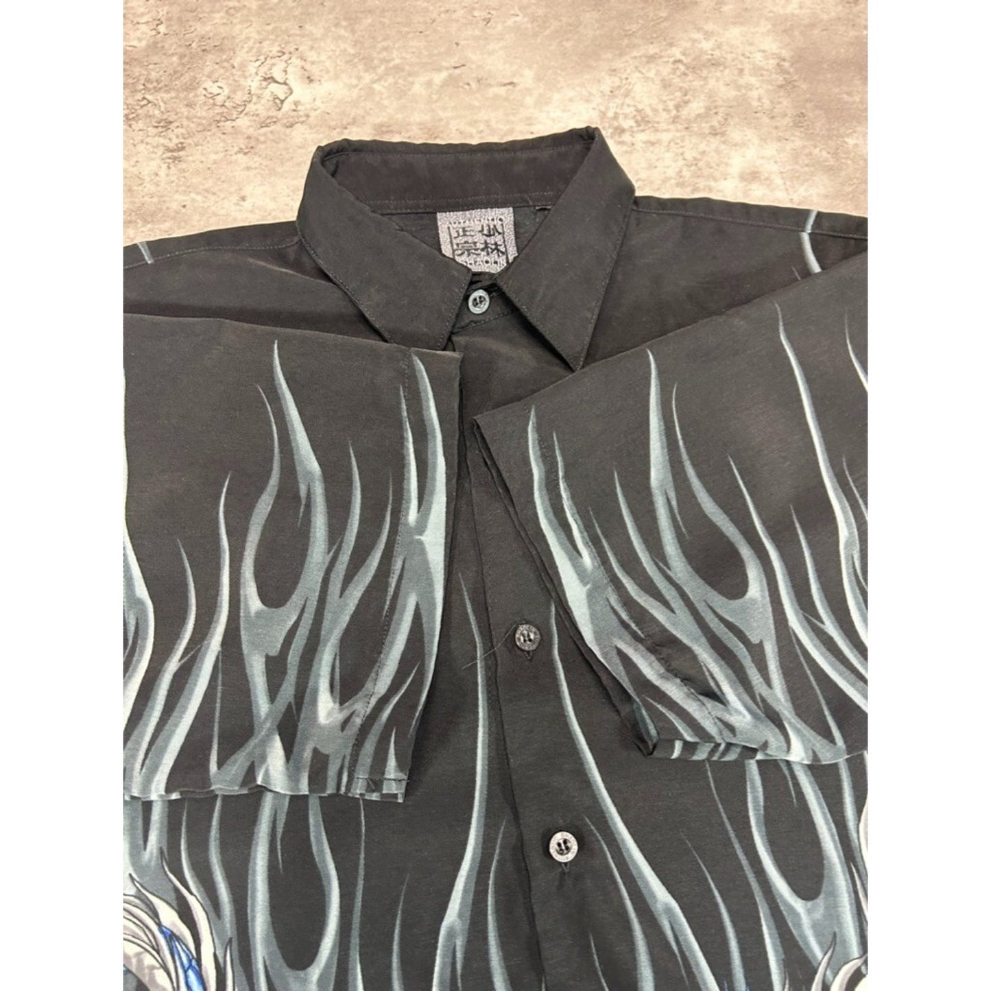 Vintage Y2K Flame Dragon All Over Print Short Sleeve Button Up Shirt Size Medium