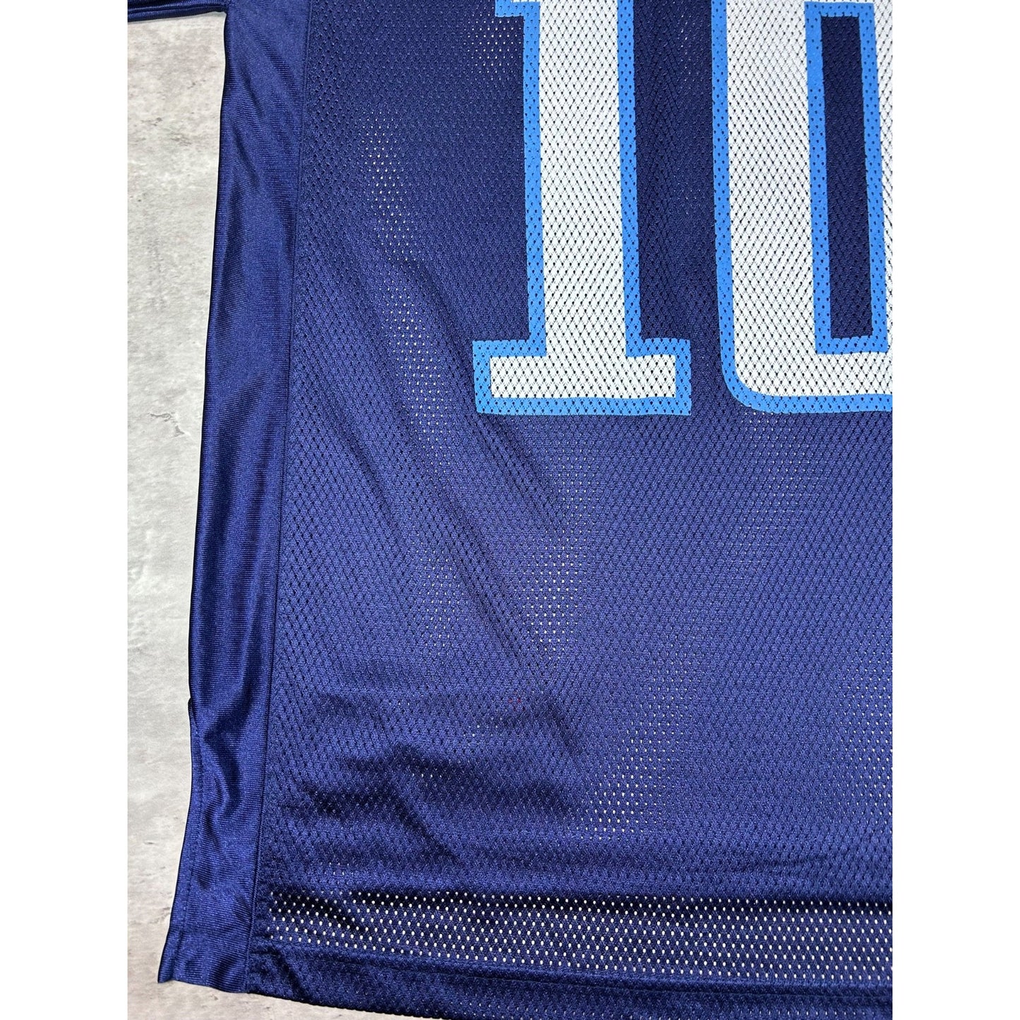 Vintage Jake Locker #10 Tennessee Titans NFL Reebok Football Jersey Size Large
