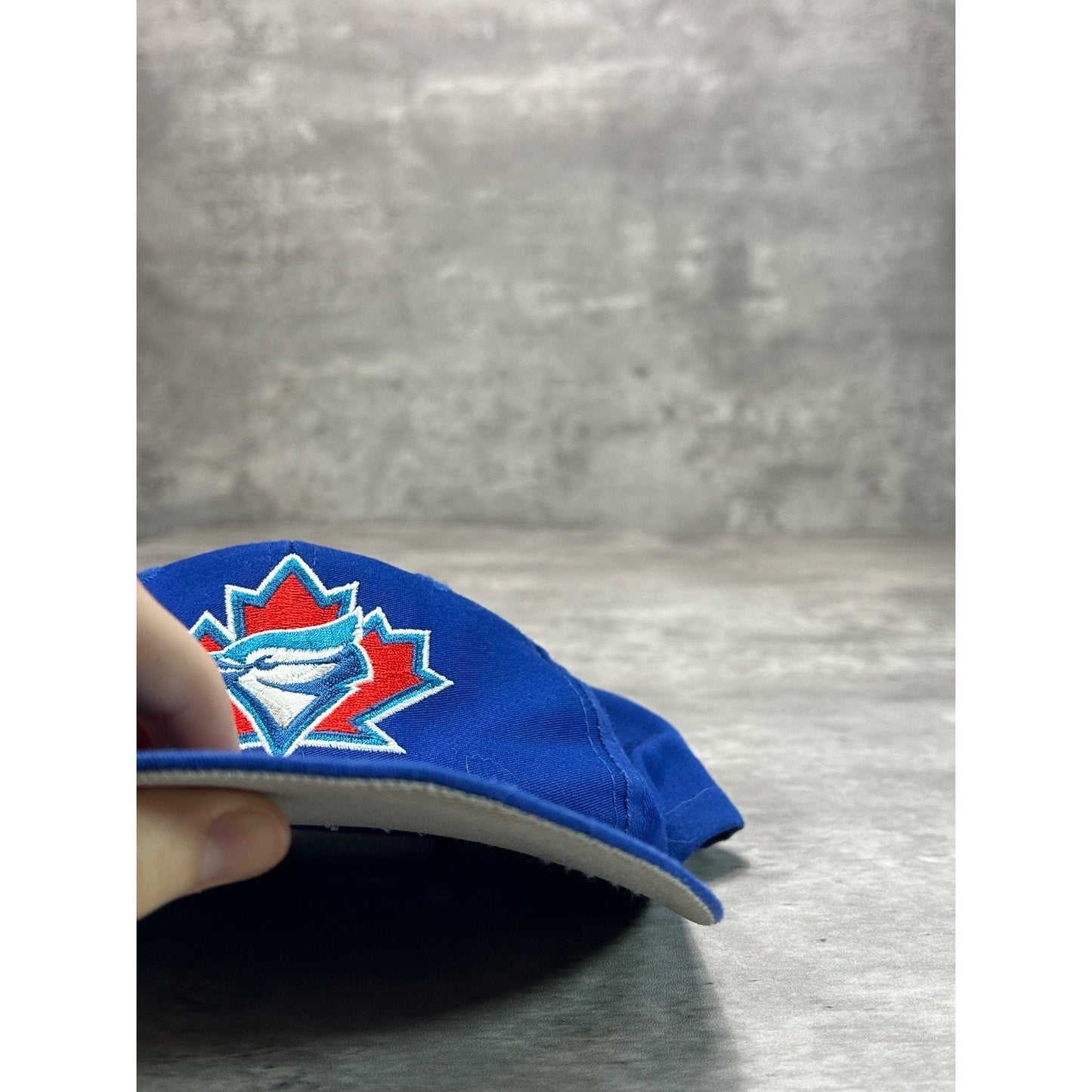 Vintage Toronto Blue Jays MLB Embroidered Logo Snapback Hat OSFA YOUTH