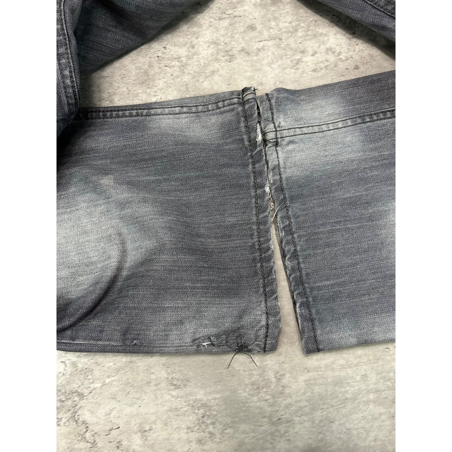 Vintage Y2K Rocawear Baggy Fit Faded Distressed Denim Pants Size 41 Gray