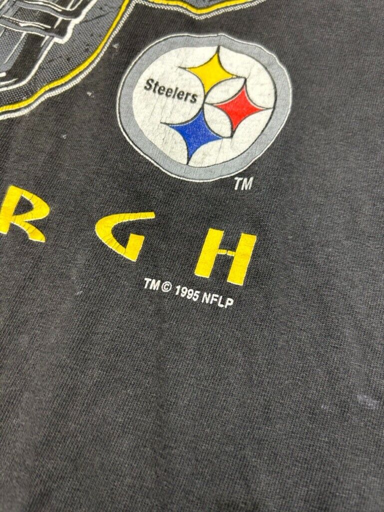 Vintage 1995 Pittsburgh Steelers NFL Helmet Graphic Spellout T-Shirt Size XL 90s