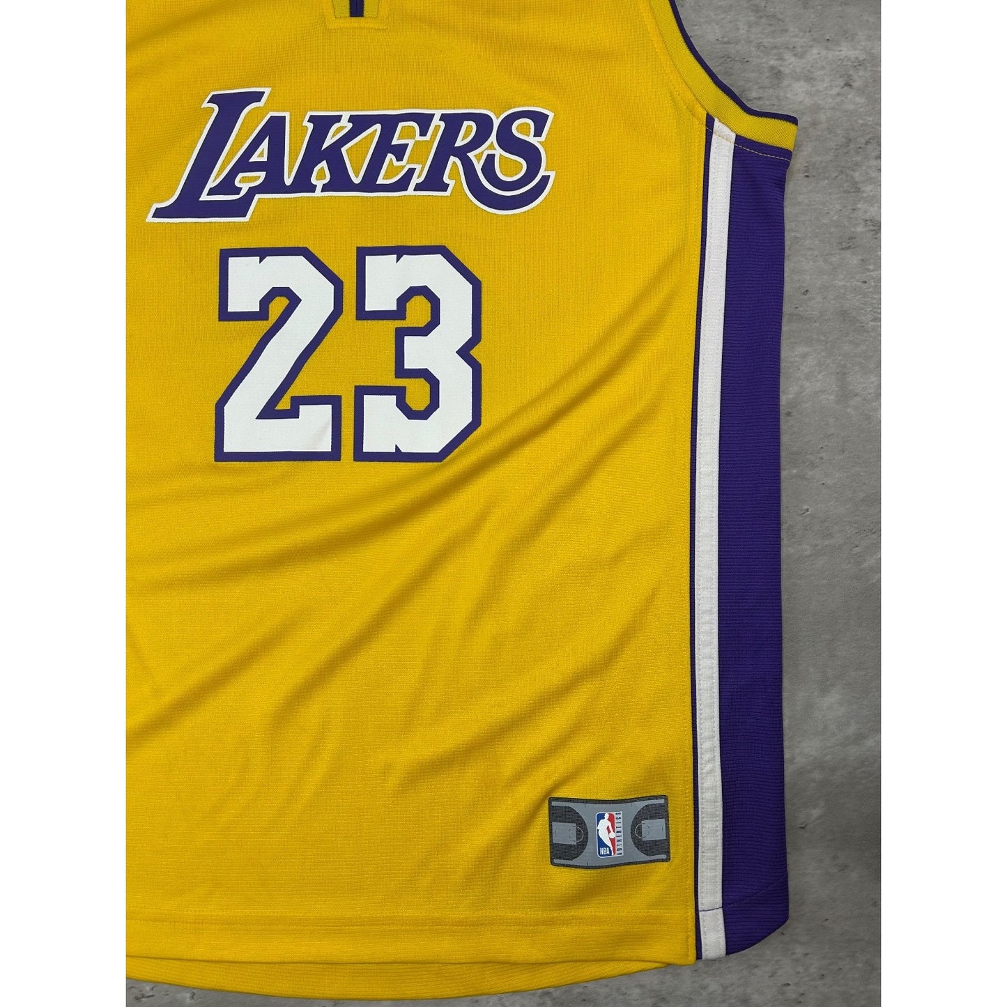 Lebron James #23 Los Angeles Lakers NBA Basketball Jersey Size YOUTH XL