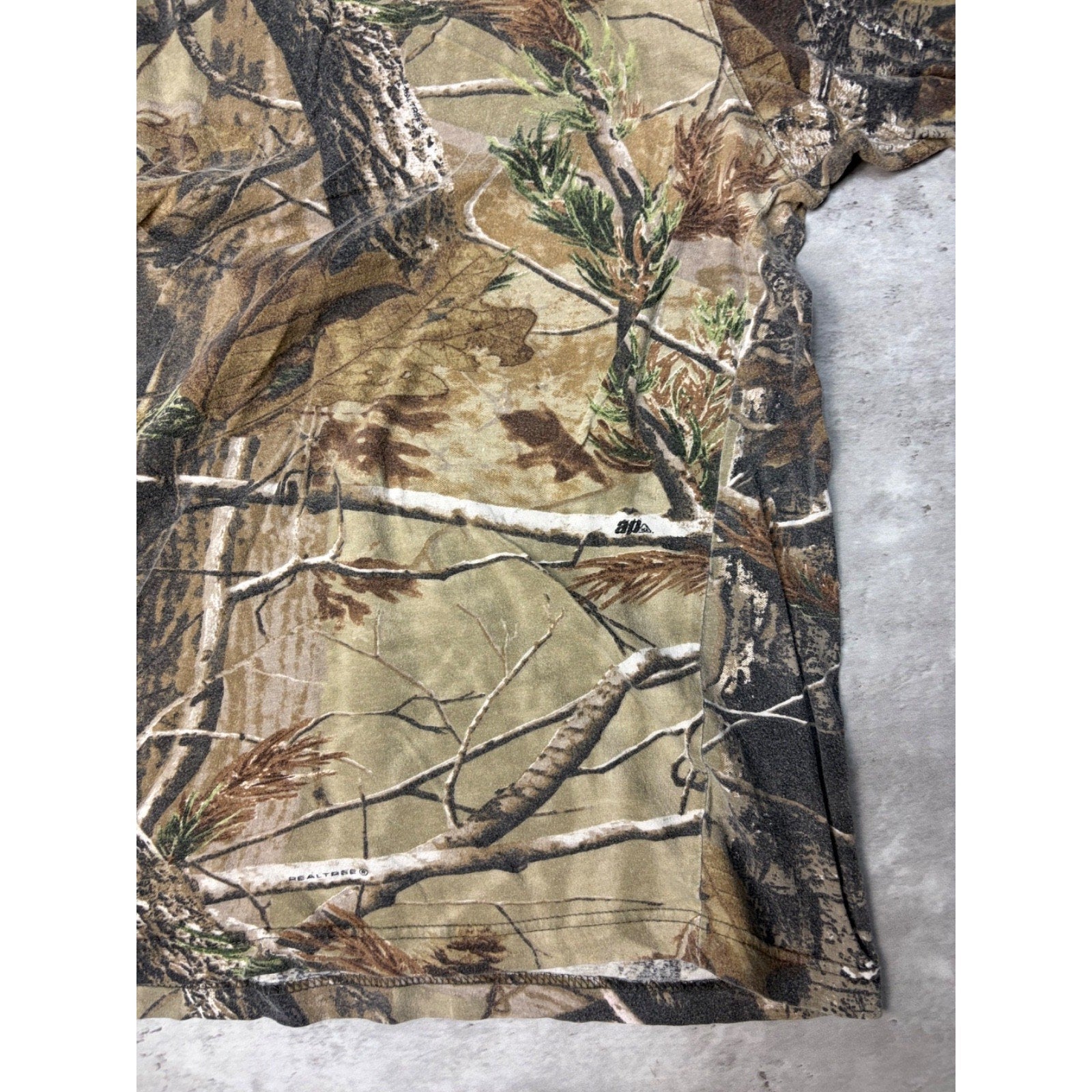 Duck Commander Realtree AP Tree Camo Hunting T-Shirt Size XL