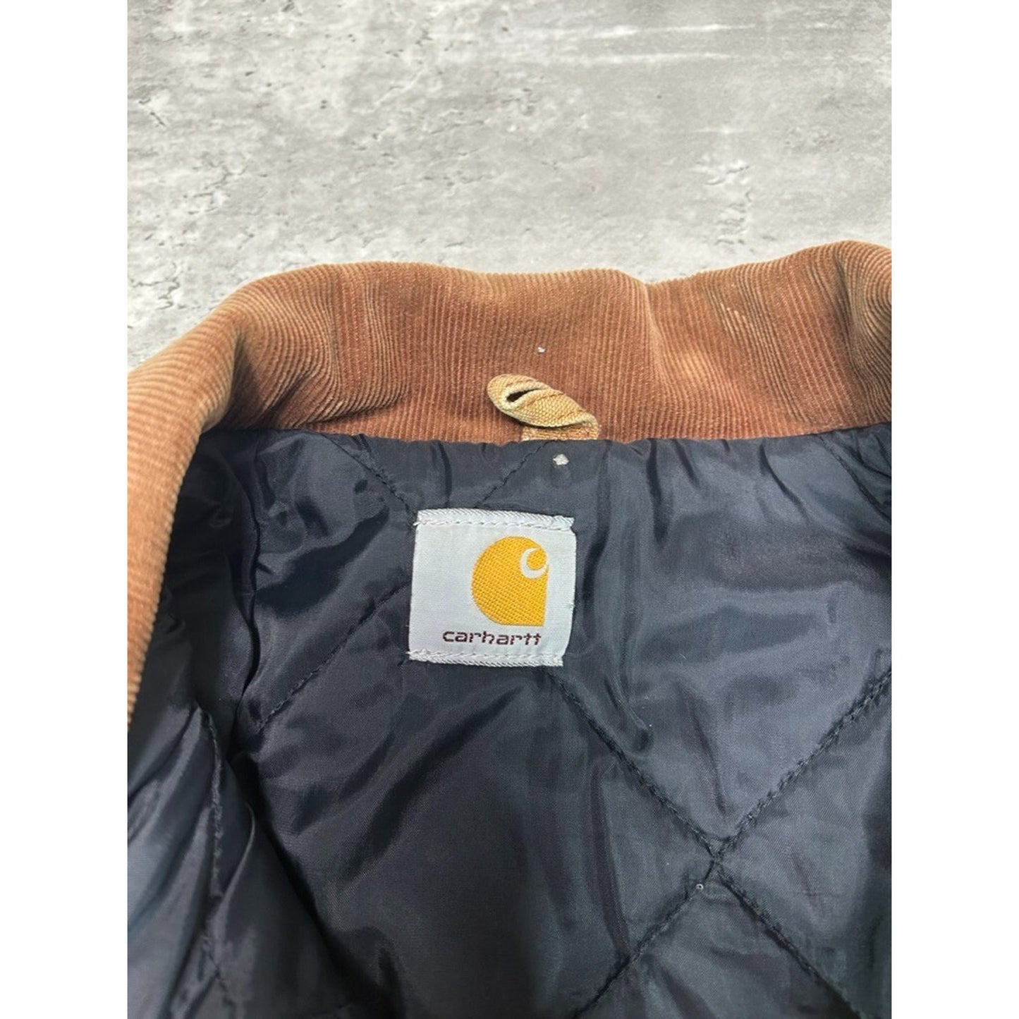 Vintage Carhartt Insulated Canvas Workwear Arctic Jacket Size XL Beige