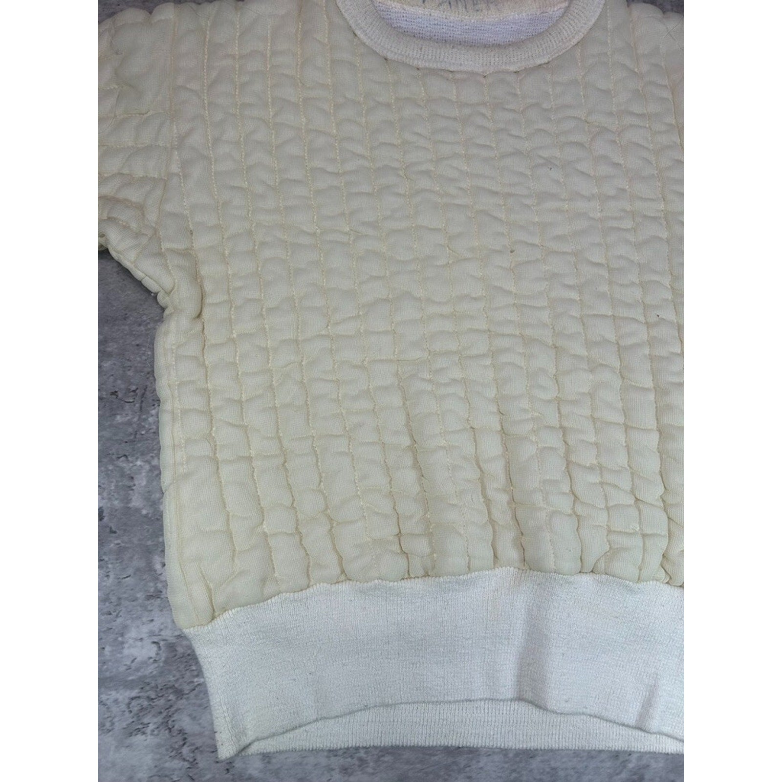 Vintage 1960s Quilted Thermals Lined Pullover Sweatshirt Size Small White