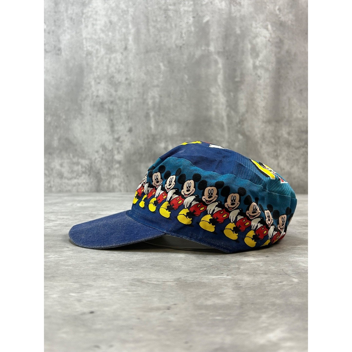 Vintage 80s/90s Disney Mickey Mouse Cartoon Character Flex Fit Hat OSFA