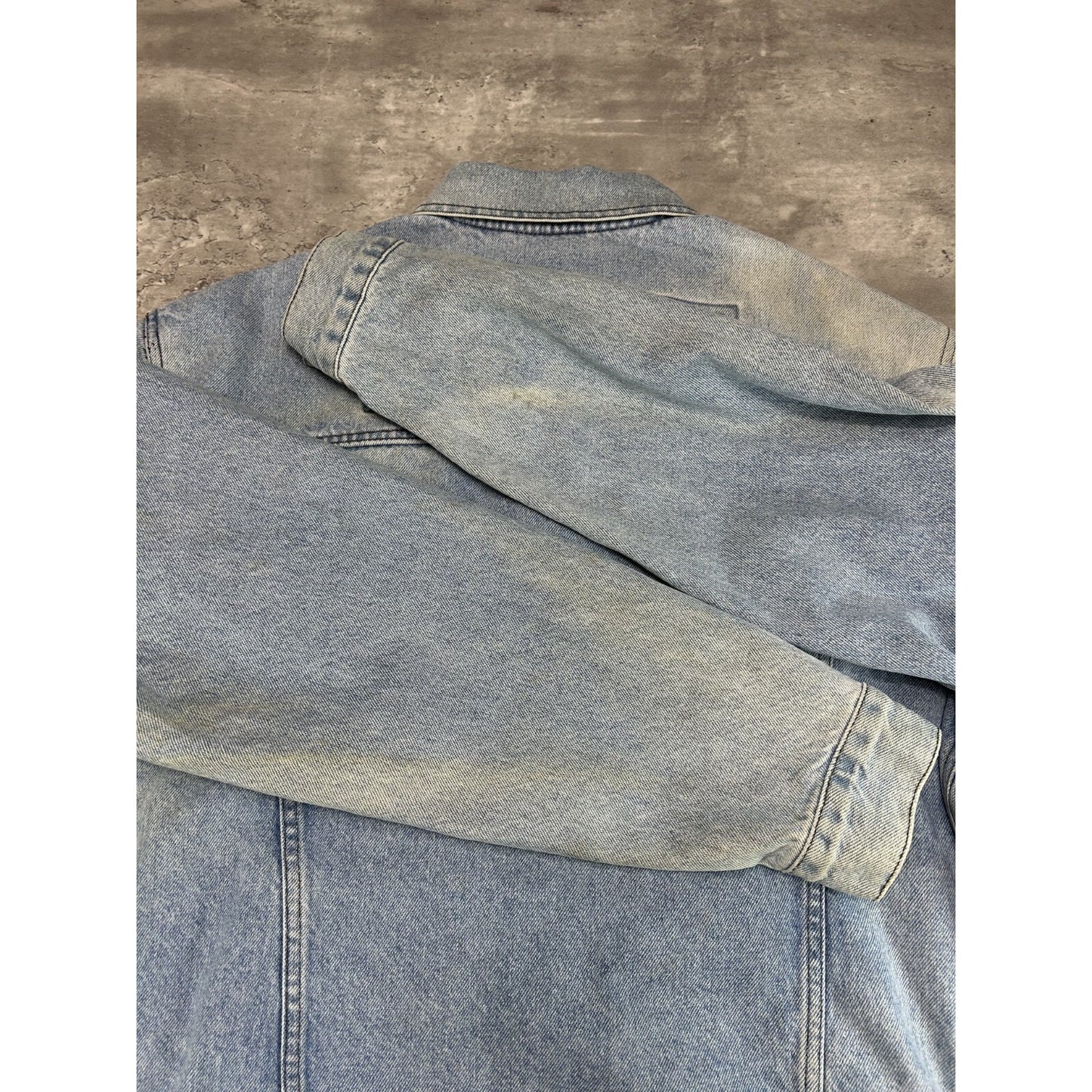 Vintage 2000s Harley Davidson Light Wash Denim Trucker Jacket Size Large Blue