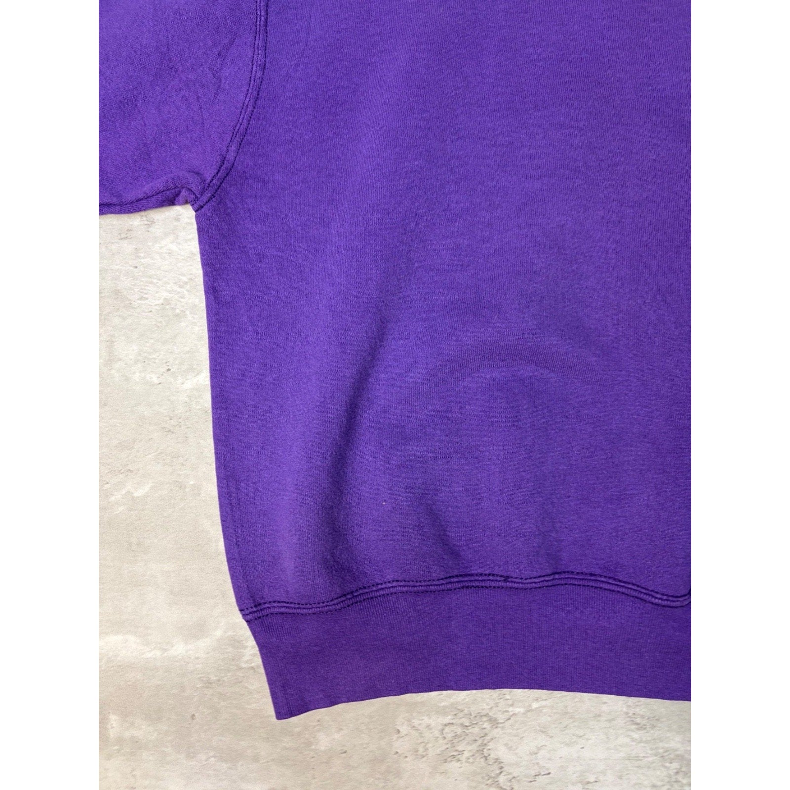 VTG 1995 Minnesota Vikings NFL Helmet Graphic Football Sweatshirt Size Medium