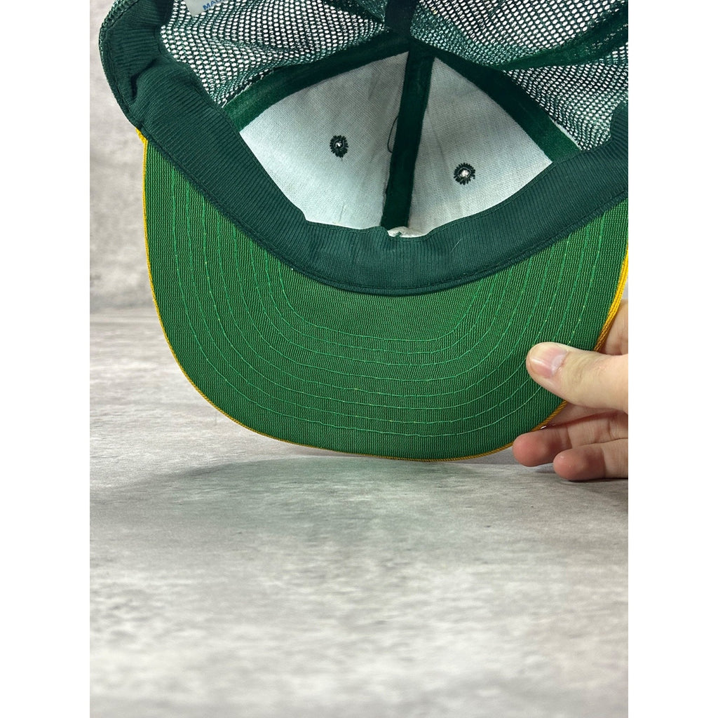 Vintage 80s Oakland Athletics MLB Embroidered Logo Trucker Snapback Hat OSFA