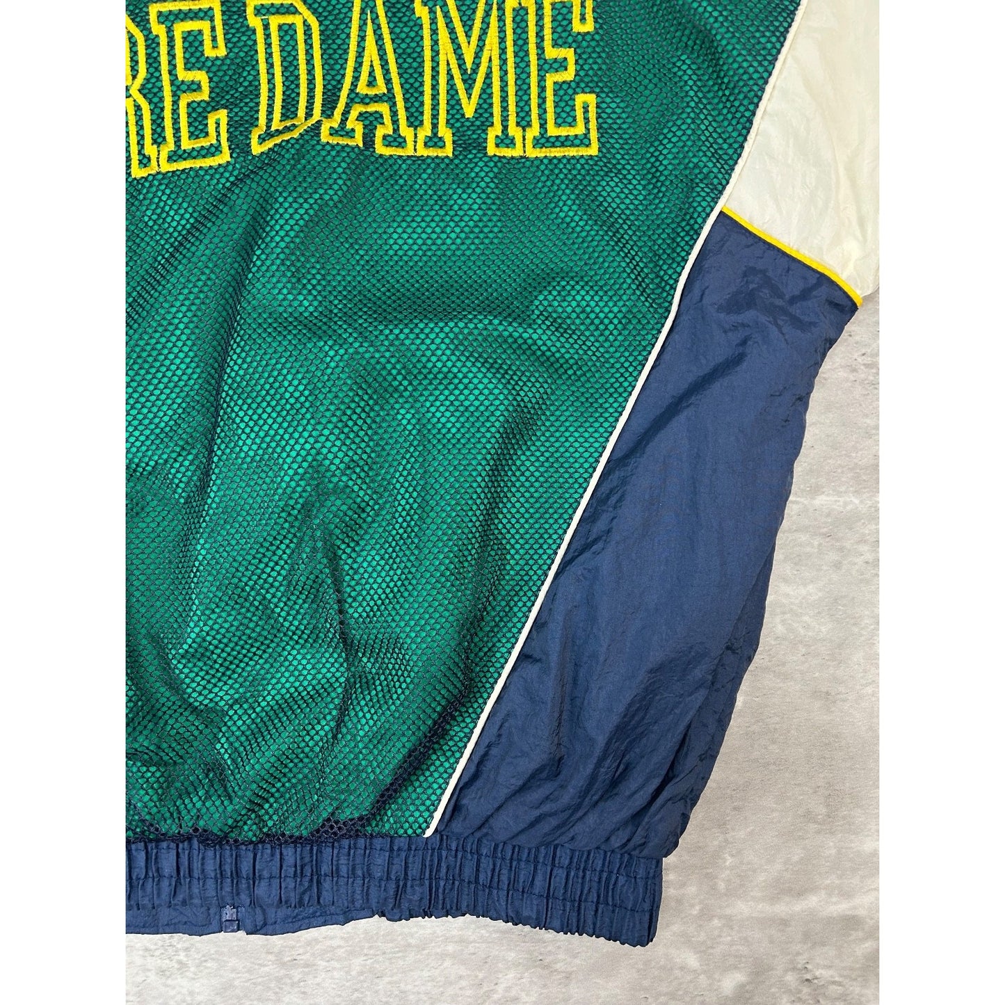 Vintage 90s Notre Dame Fighting Irish NCAA Full Zip Windbreaker Jacket Size XL