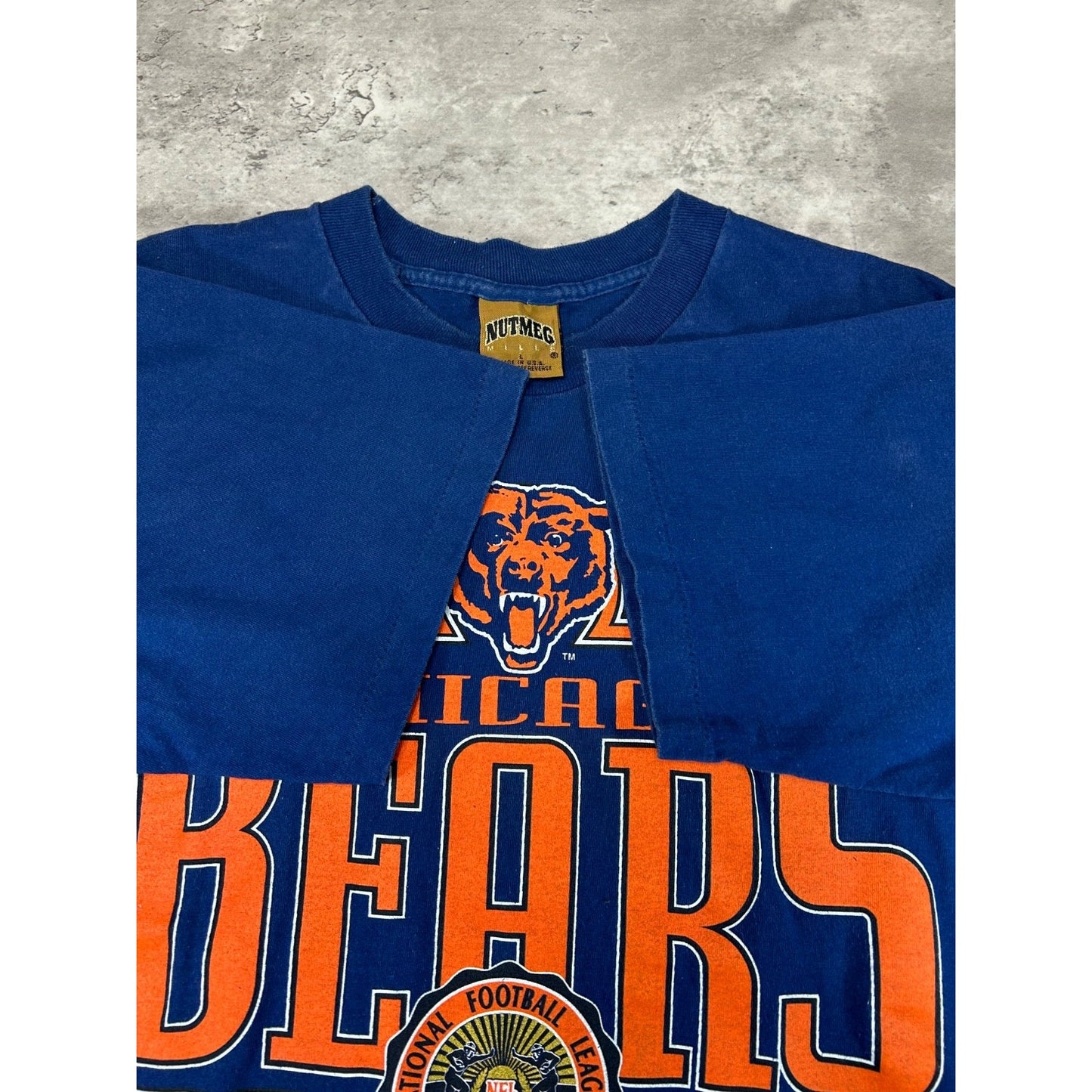 Vintage 90s Chicago Bears NFL Spellout Logo Graphic Football T-Shirt Size Large