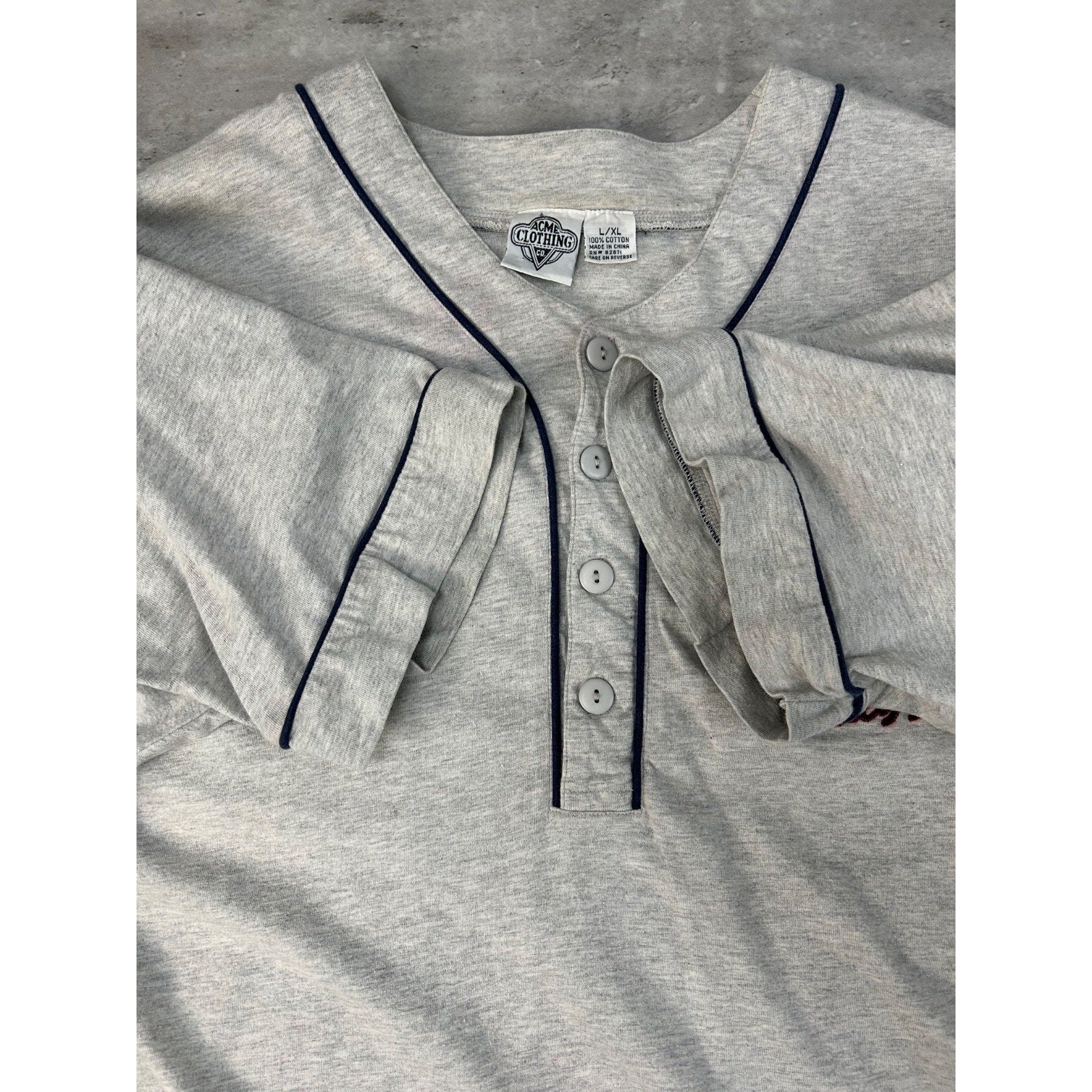 Vintage 90s Looney Tunes Bugs Bunny Embroidered Baseball Jersey Size XL