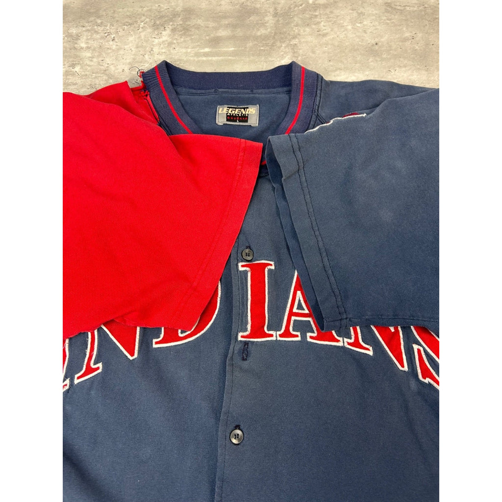 Vintage Cleveland Indians MLB Embroidered Spellout Baseball Jersey Size Large