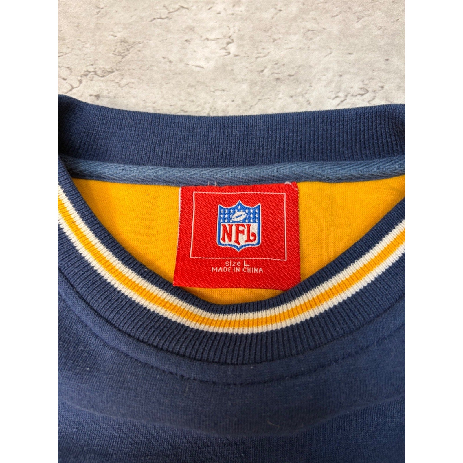 Vintage 2003 Buccaneers Vs Raiders NFL Super Bowl XXXVII Sweatshirt Size Large