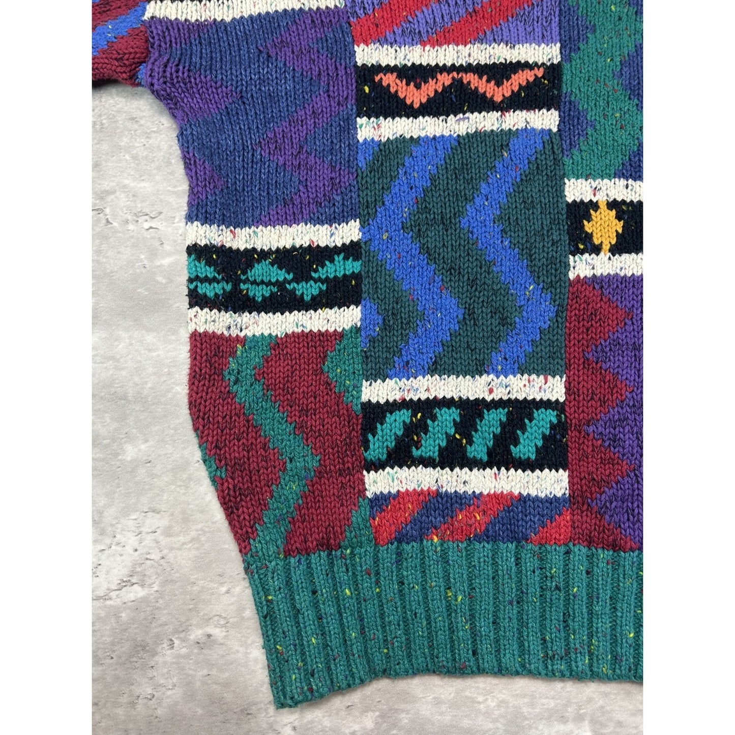 Vintage 90s Boston Traders Abstract Geometric Pattern Knit Sweater Size Large