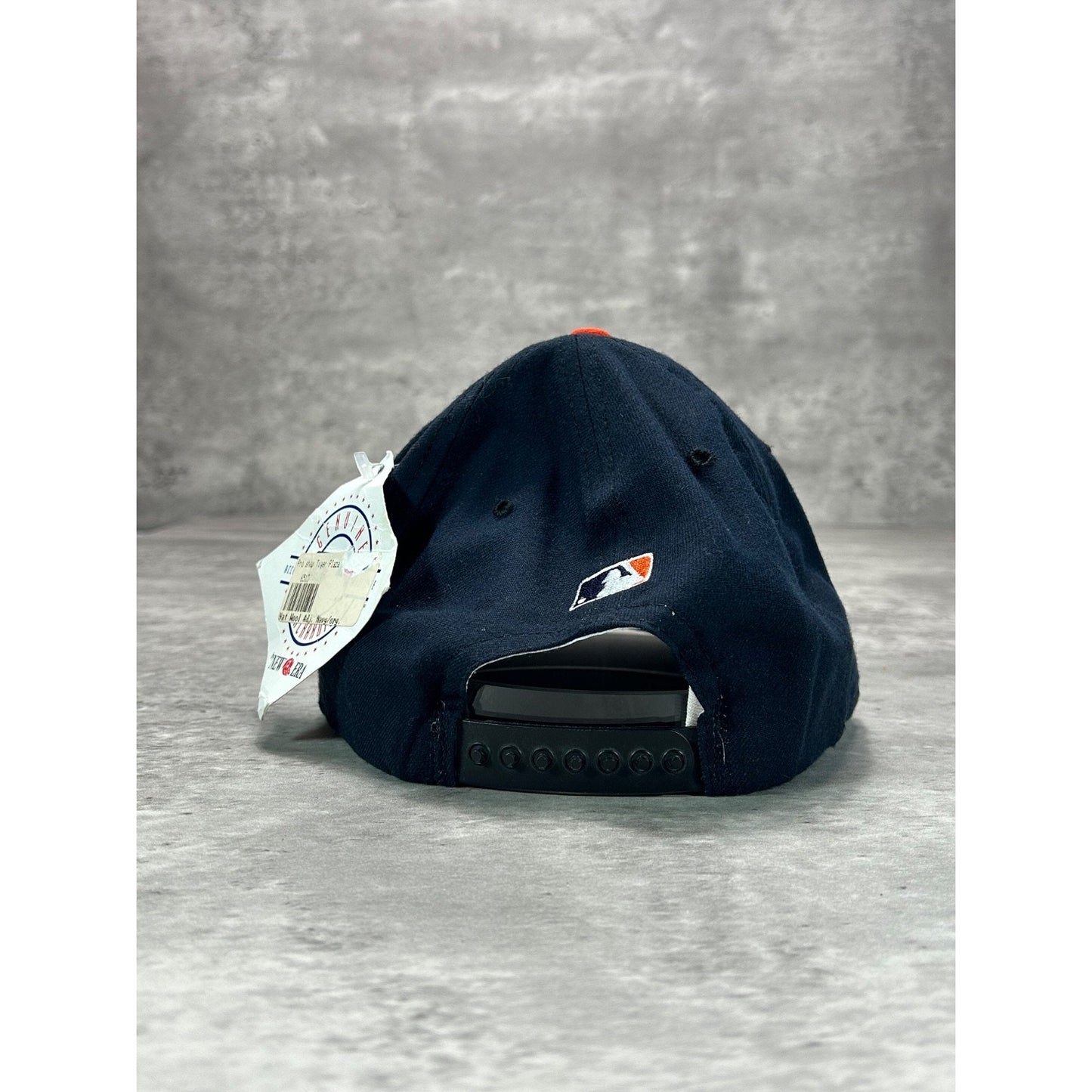 Vintage 90s Detroit Tigers MLB Embroidered Logo Baseball Snapback Hat OSFA