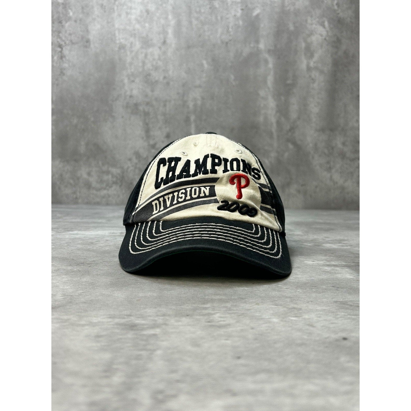 Philadelphia Phillies MLB Division Champs Embroidered Logo Strapback Hat OSFA