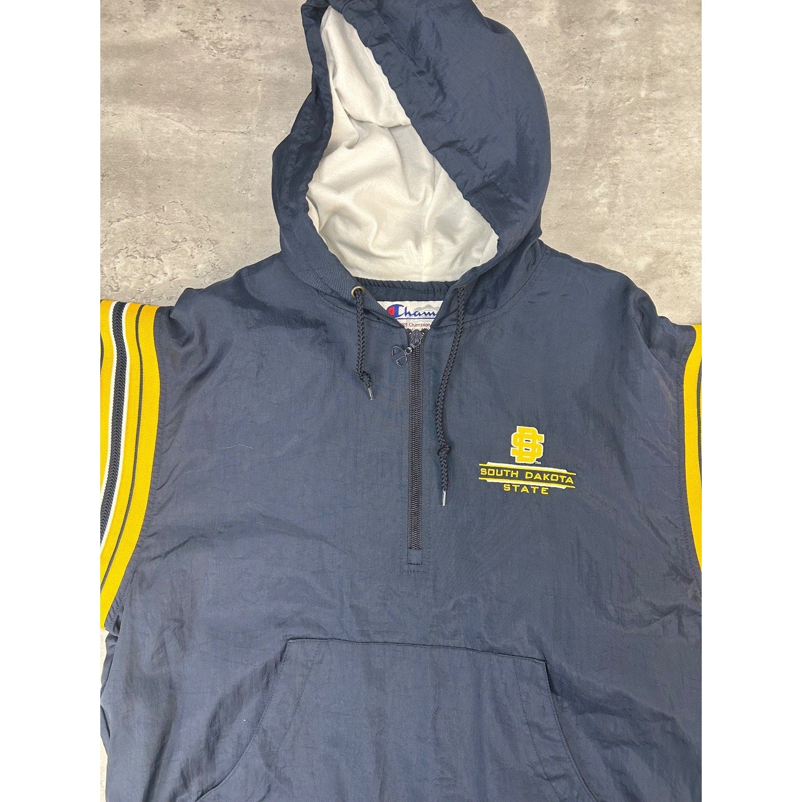 Vintage South Dakota State NCAA 1/2 Pullover Windbreaker Jacket Size Small