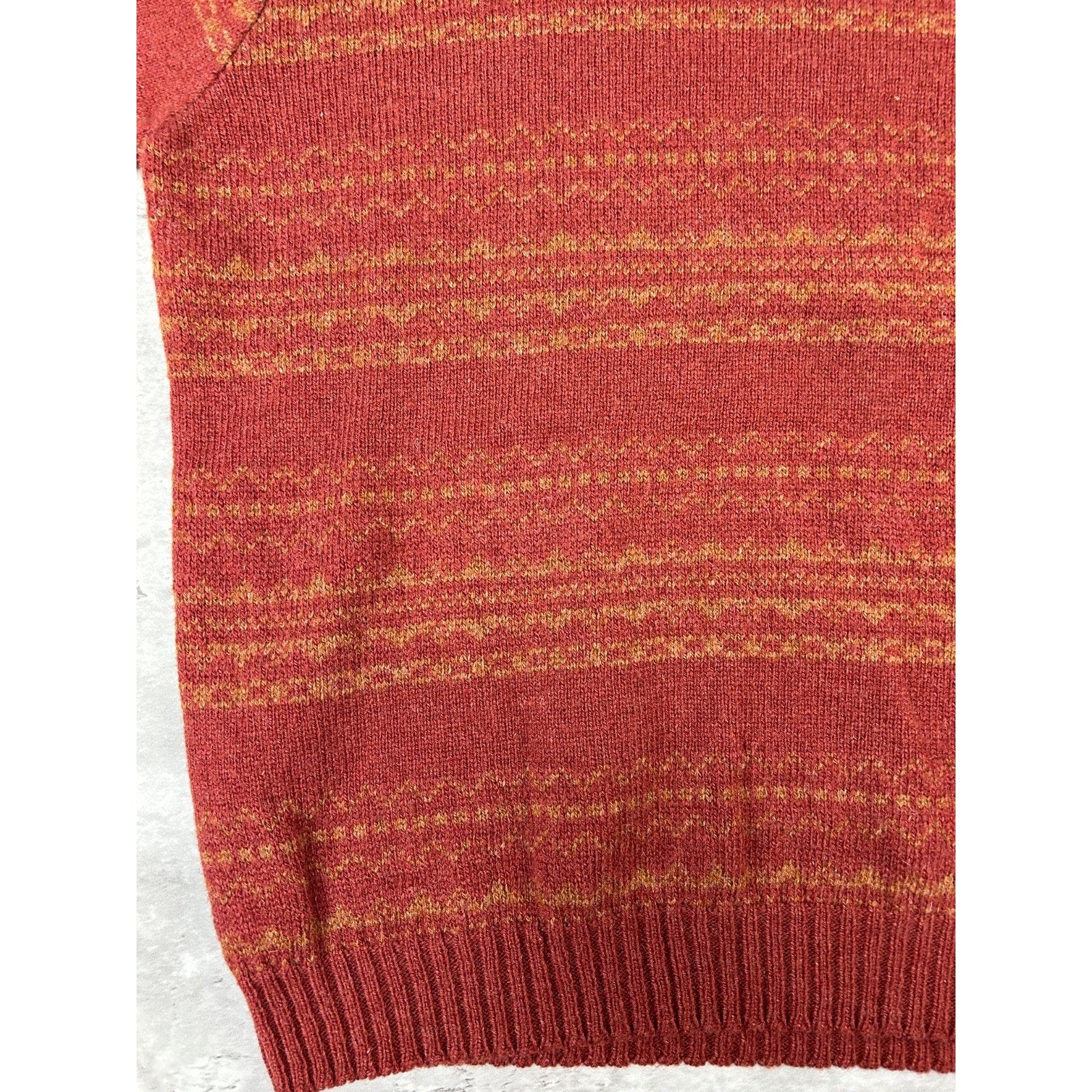 Vintage Izod Jeans Abstract Striped Pullover Knit Sweater Size Large Red
