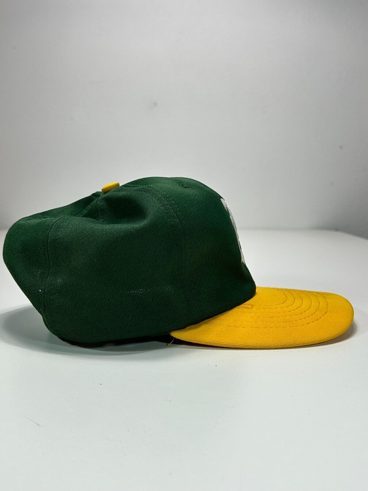 Vintage 80s Oakland Athletic MLB Embroidered Logo Snapback Hat OSFA Green