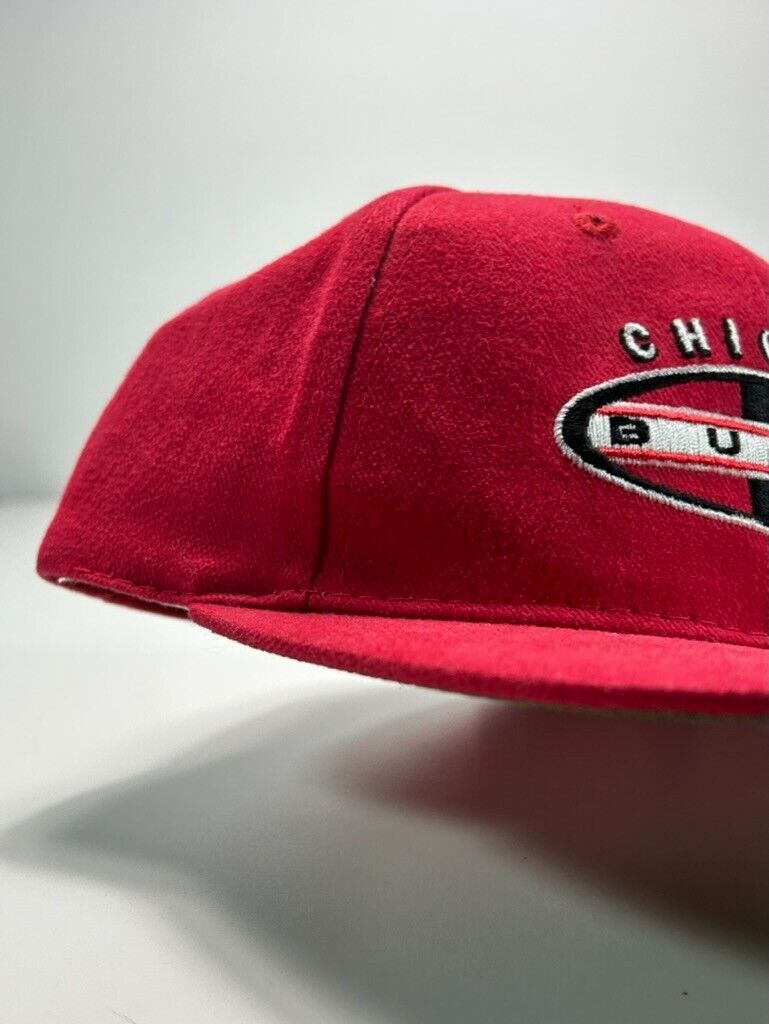 Vintage 90s Chicago Bulls NBA Embroidered Sports Specialties Snapback Hat OSFA