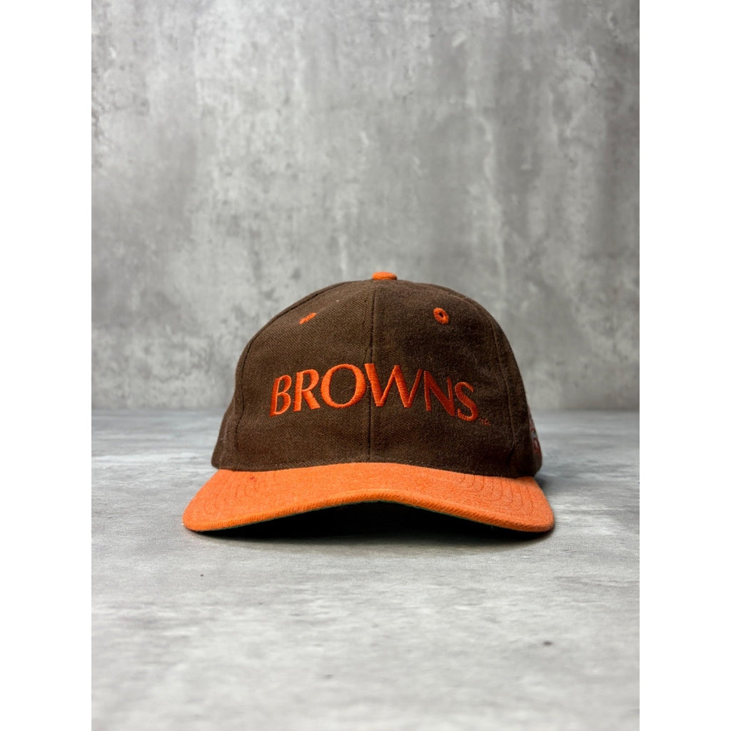 Vintage Cleveland Browns NFL Embroidered Spellout Snapback Hat OSFA
