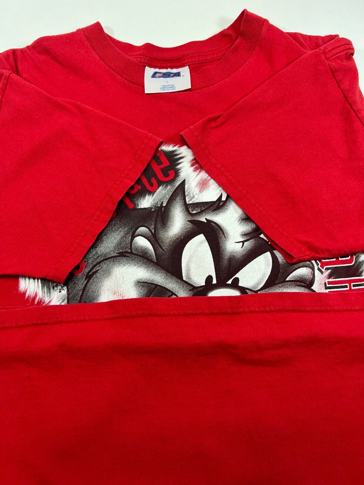 Vintage 1997 Looney Tunes Taz Nebraska Corn Huskers Game Face T-Shirt Size Large