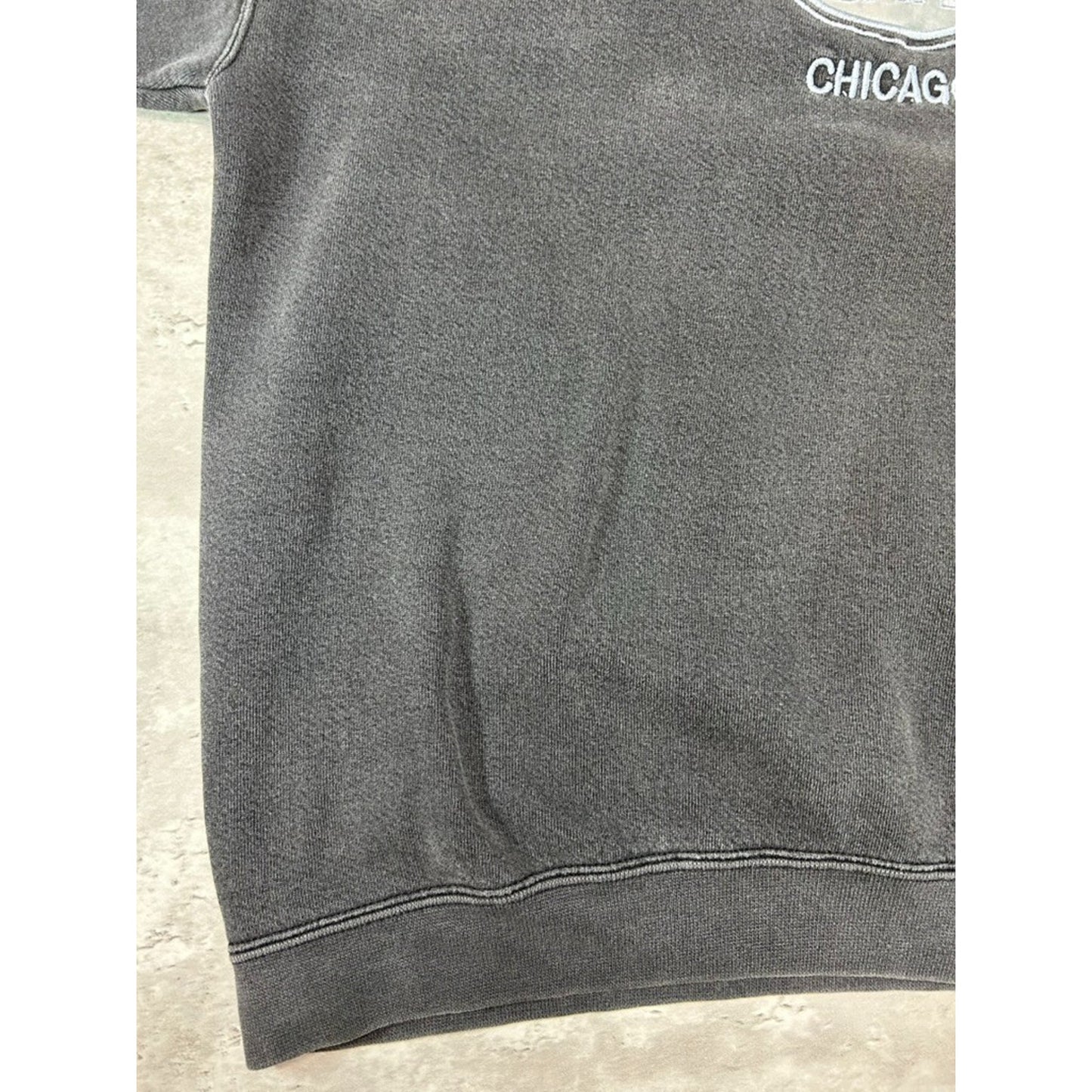 Vintage 90s Hard Rock Cafe Chicago Embroidered Destination Sweatshirt Size Large