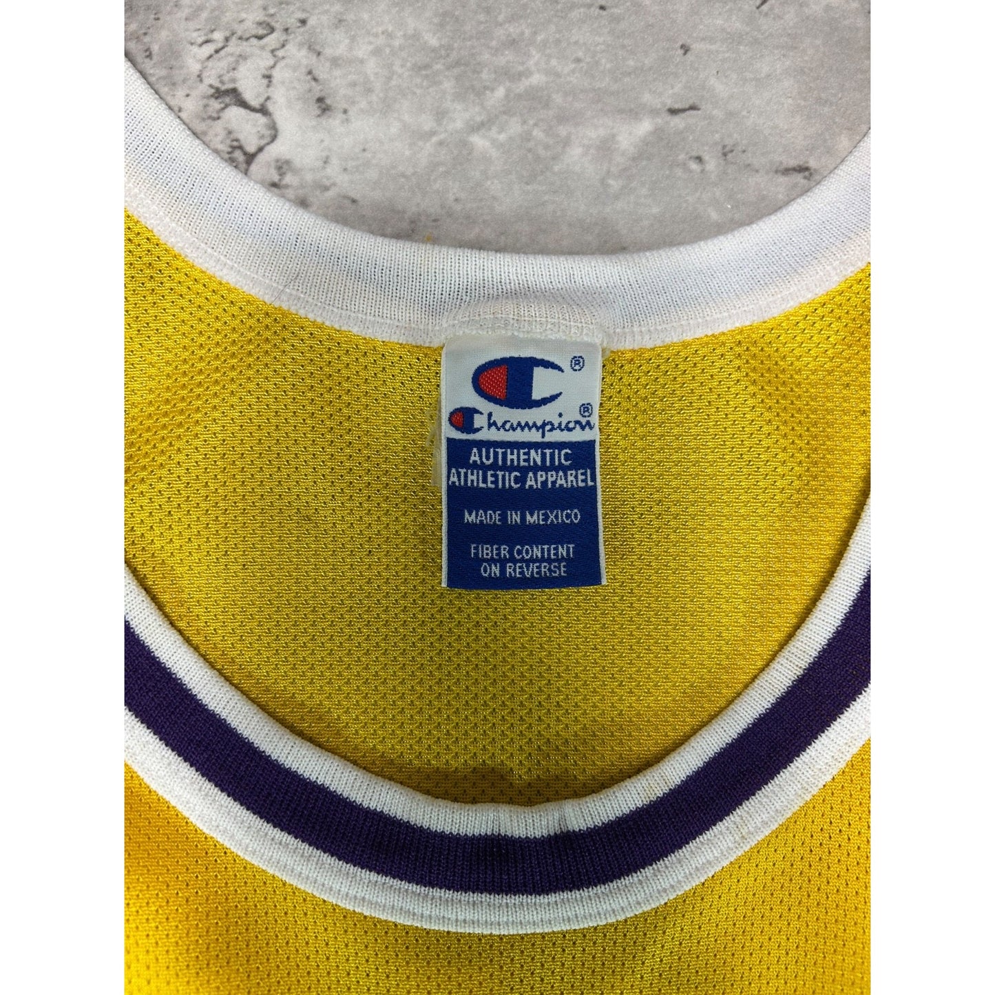 Vintage Kobe Bryant #8 Los Angeles Lakers NBA Champion Jersey Size XL