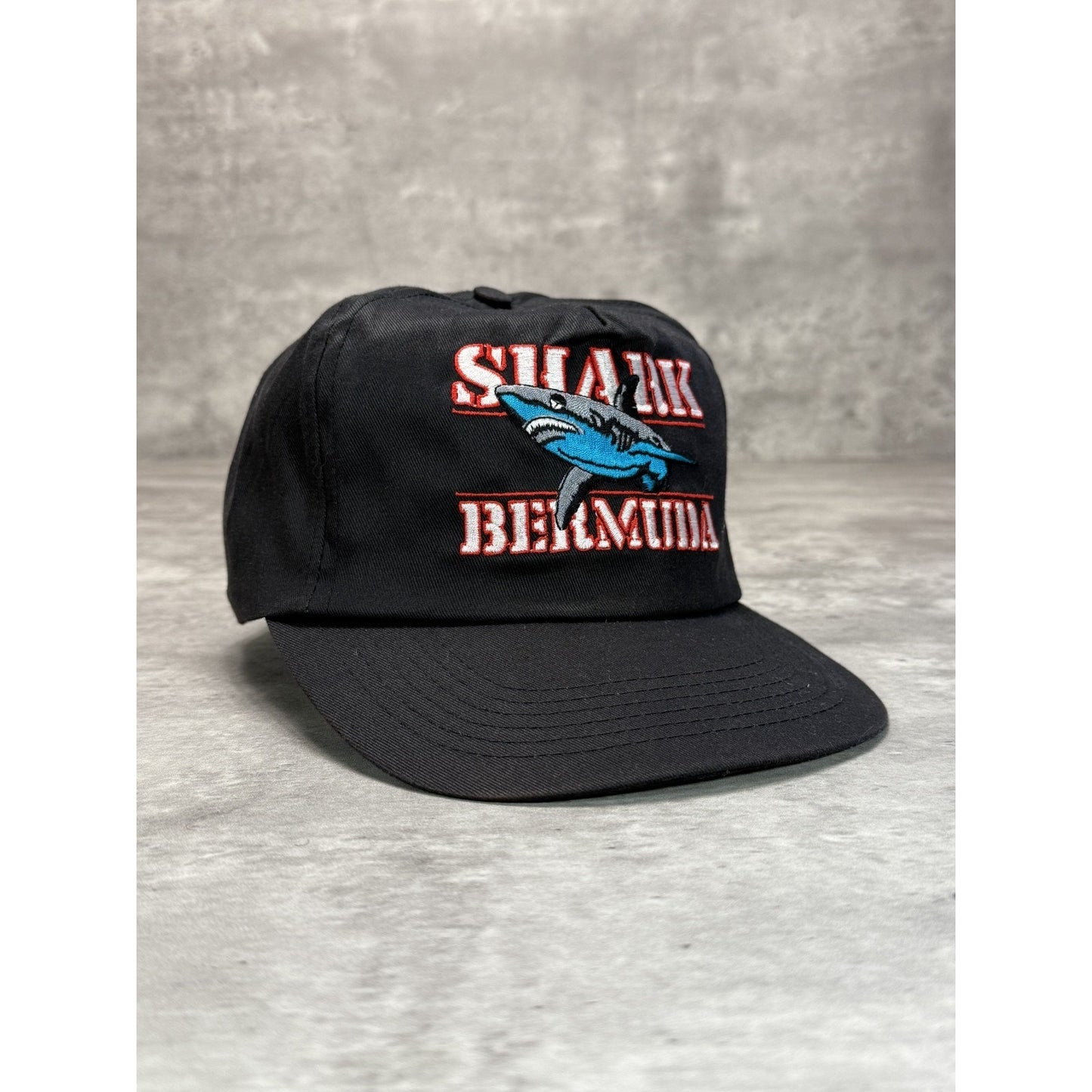 Vintage 90s Bermuda Embroidered Shark Destination Snapback Hat OSFA Black
