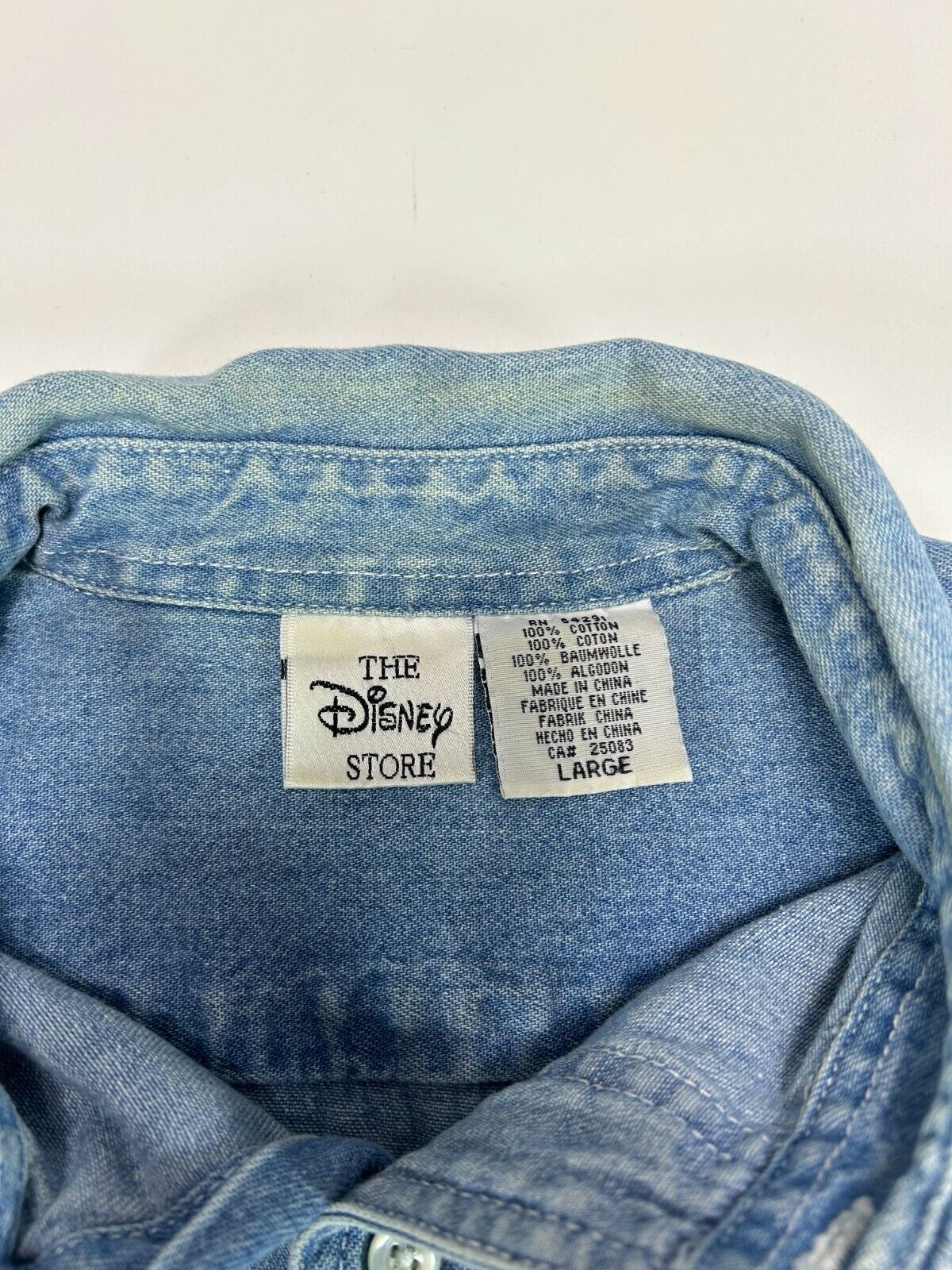 Vintage Disney Winnie The Pooh Embroidered Denim Button Up Shirt Size Large