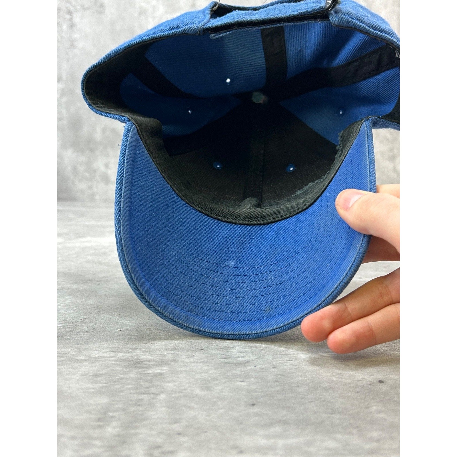 Vintage 2000s Nike Embroidered Spellout Two Tone Strapback Hat OSFA