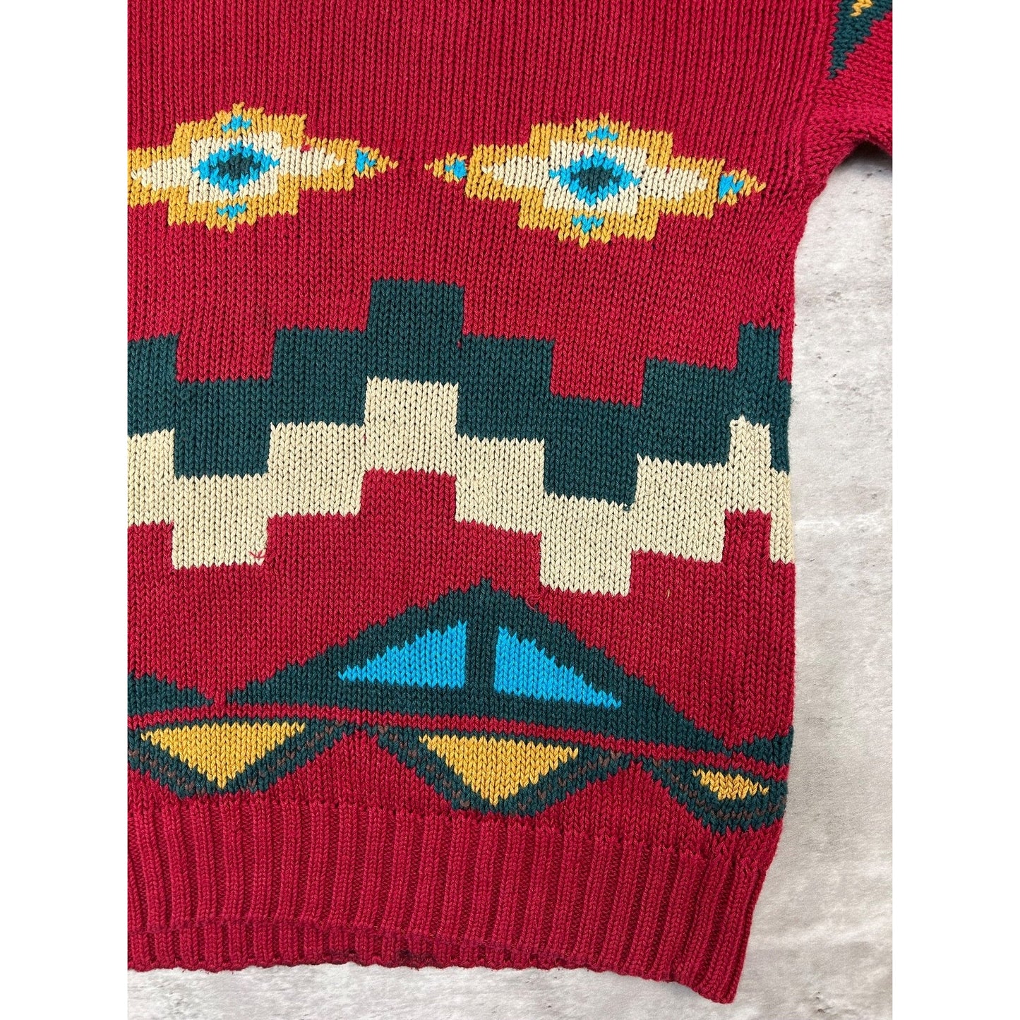 Vintage 90s Woolrich Aztec Style Pullover Knit Sweater Size Large