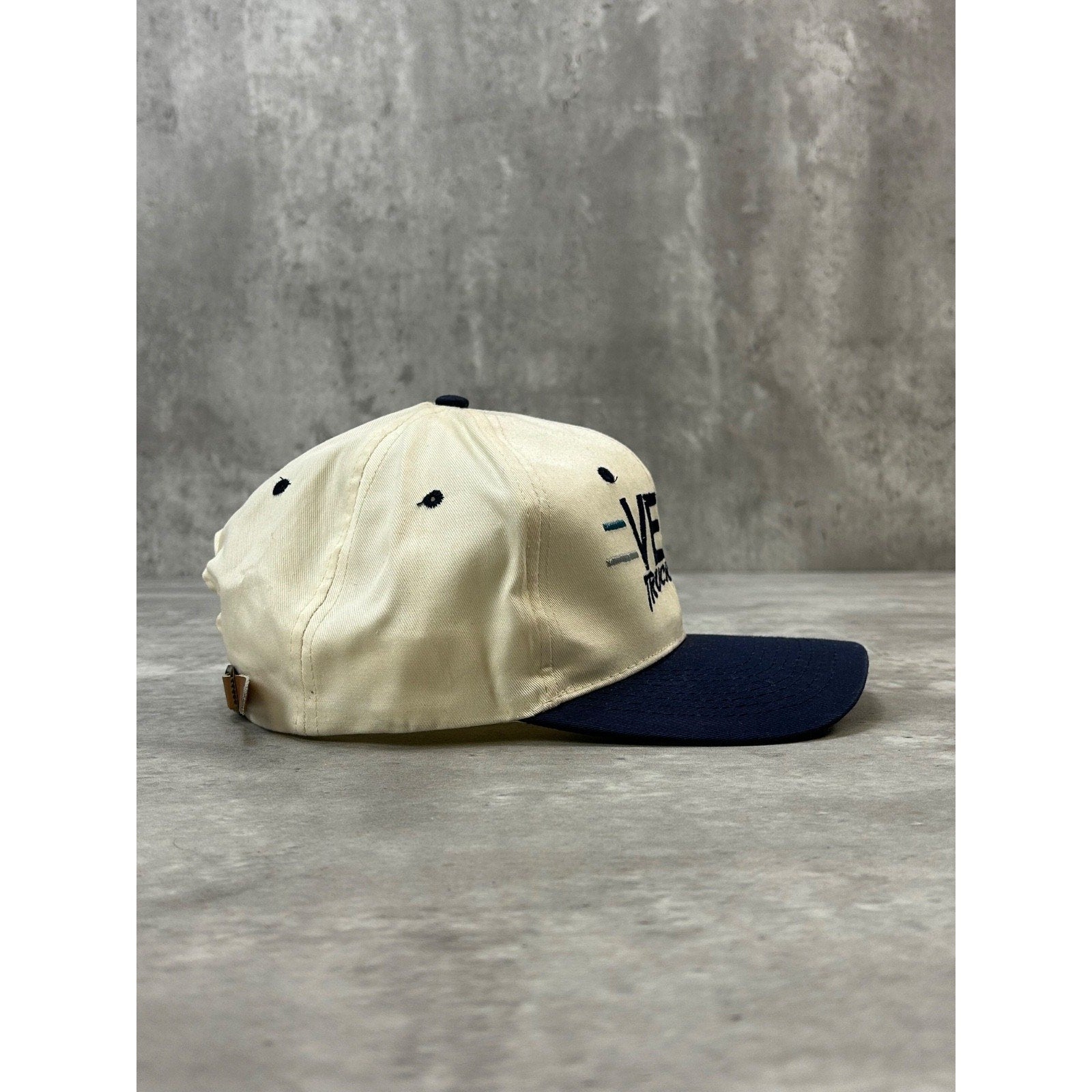 Vintage 90s Veri Trucking Embroidered Spellout Strapback Hat OSFA