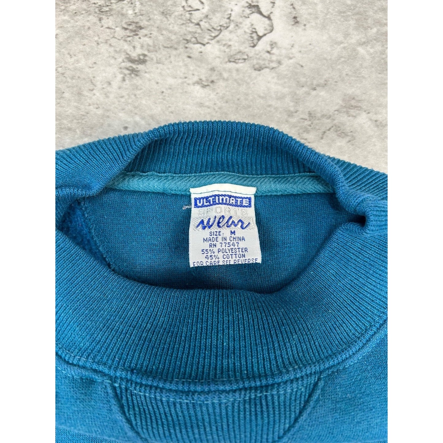 Vintage 1993 Looney Tunes University Of Tazmania Taz Graphic Sweatshirt Medium