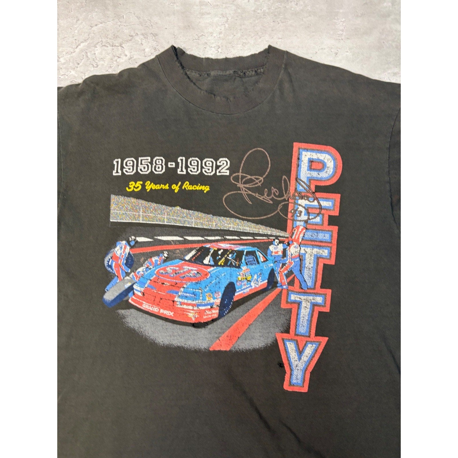 Vintage 1992 Richard Petty 35 Years Of Racing Nascar Graphic T-Shirt Size XL