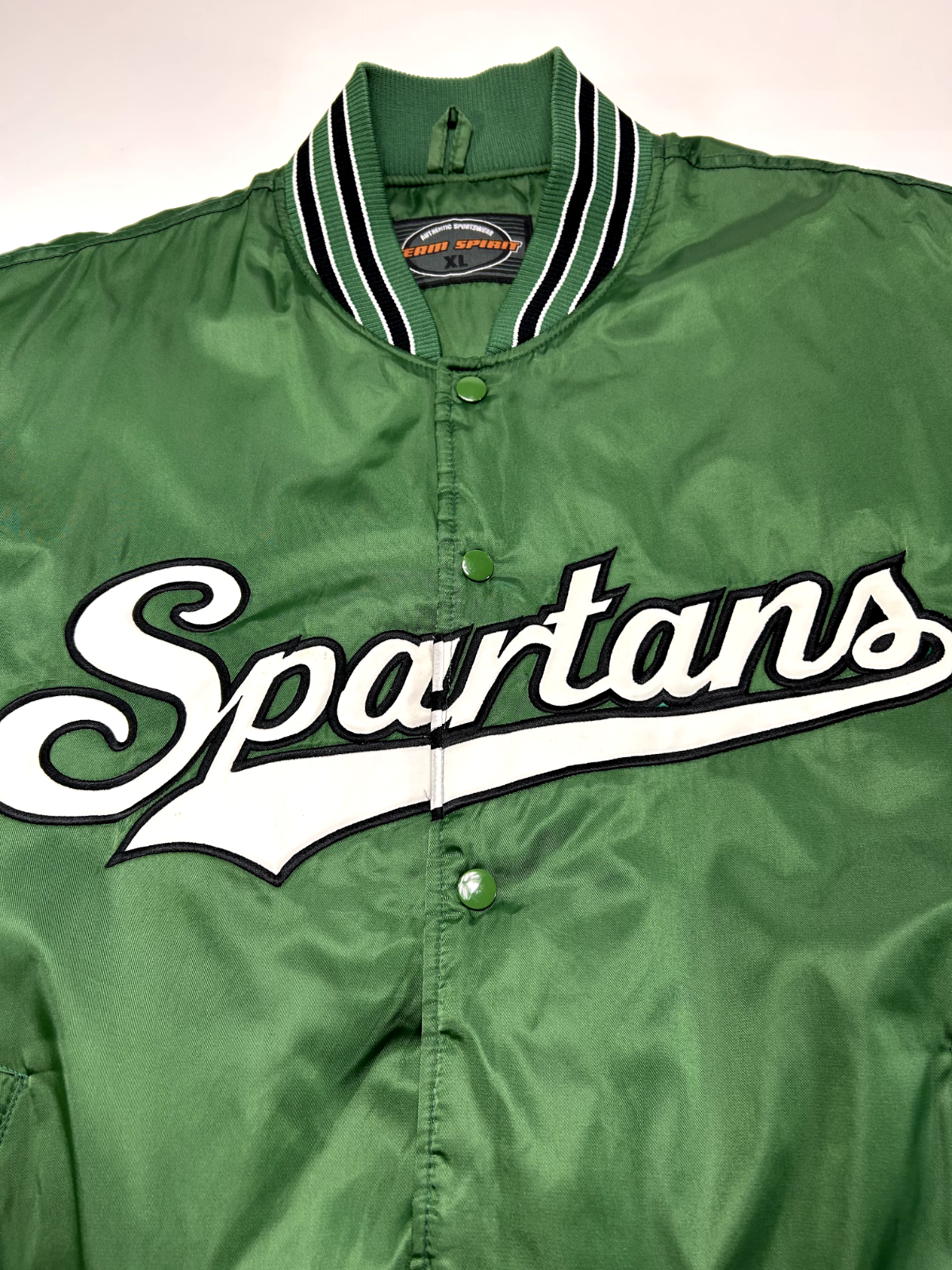 Michigan State Spartans NCAA Embroidered Nylon Bomber Jacket Size XL Green