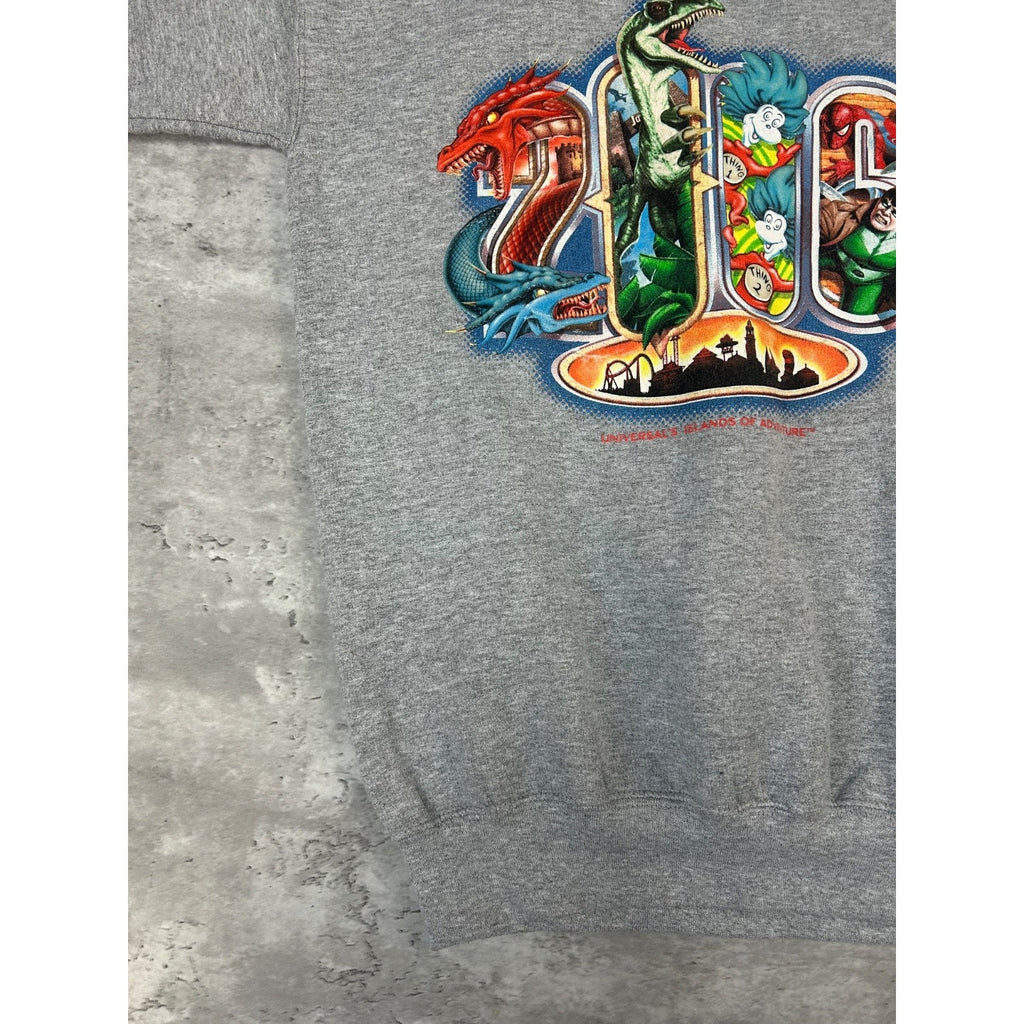 Vintage 2006 Universal Studios Cartoon Graphic Spellout Sweatshirt Size Small