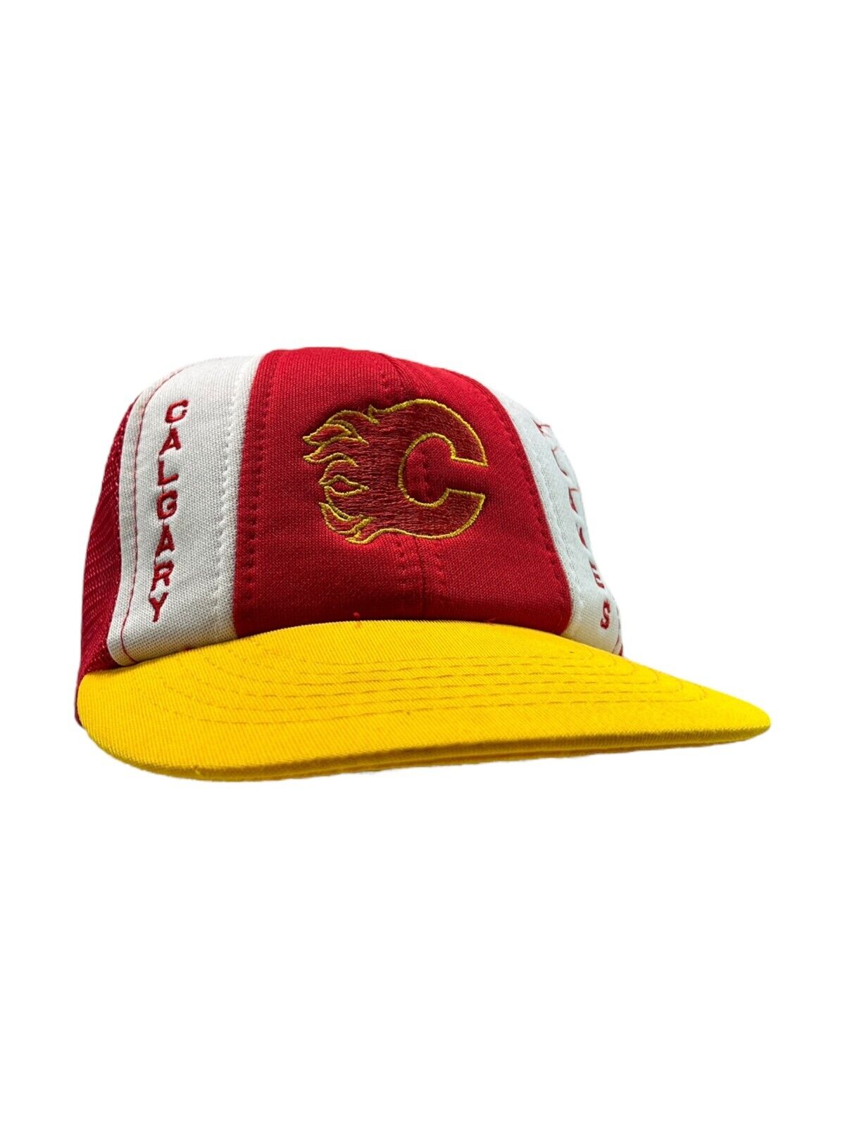 Vintage 80s Calgary Flames NHL Embroidered Logo Trucker Snapback Hat OSFA