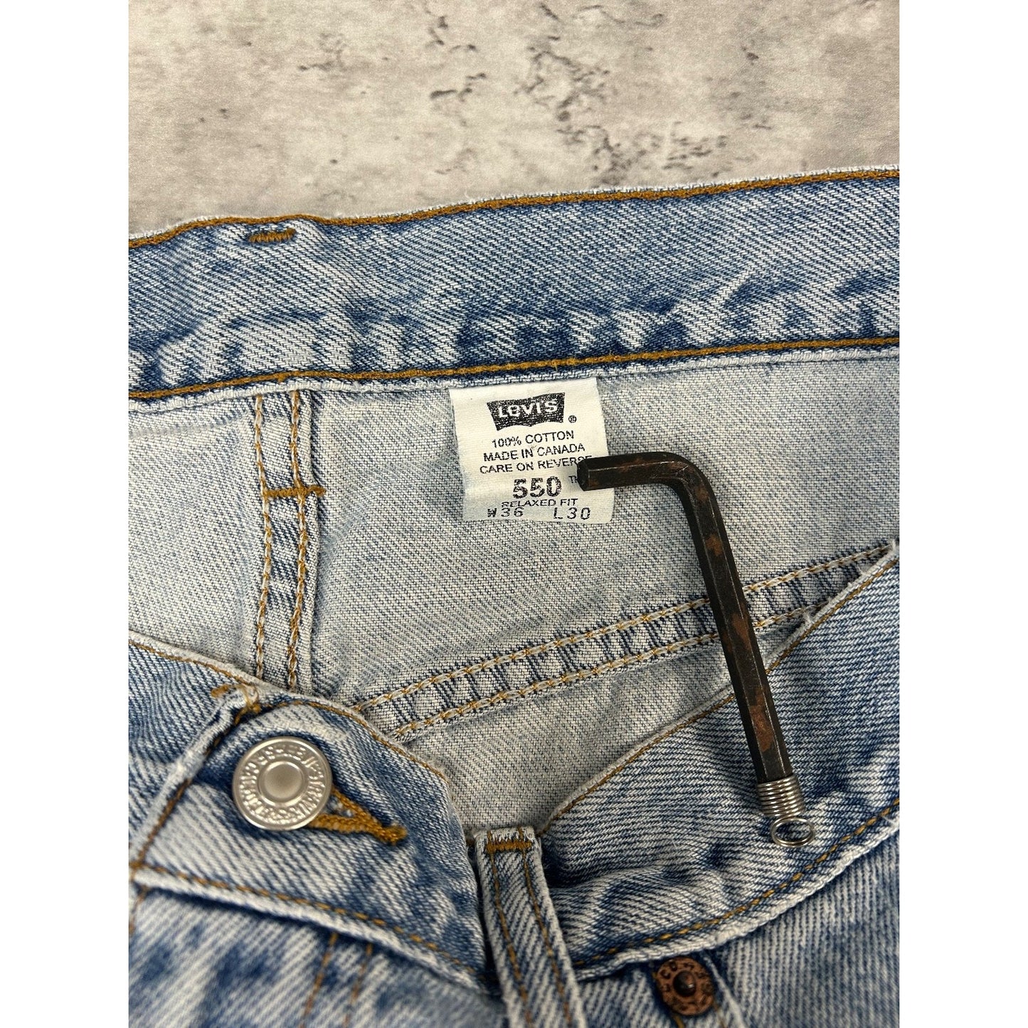 Vintage 90s Levis 550 Red Tab Light Wash Denim Pants Size 35 Blue