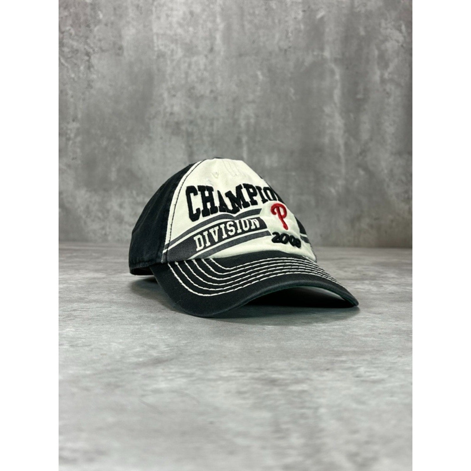 Philadelphia Phillies MLB Division Champs Embroidered Logo Strapback Hat OSFA