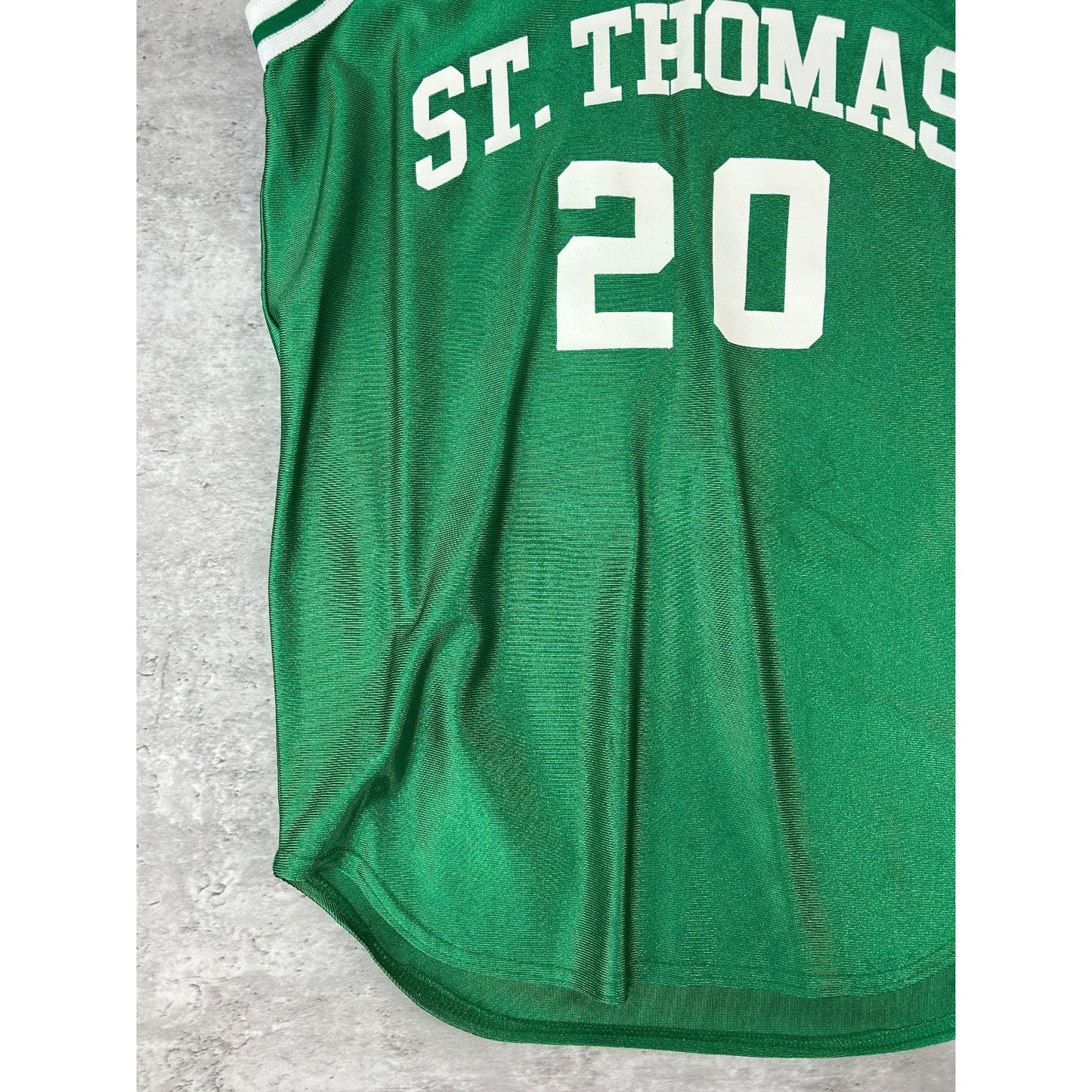 Vintage 80s/90s St Thomas #20 Graphic Spellout Basketball Jersey Size Medium