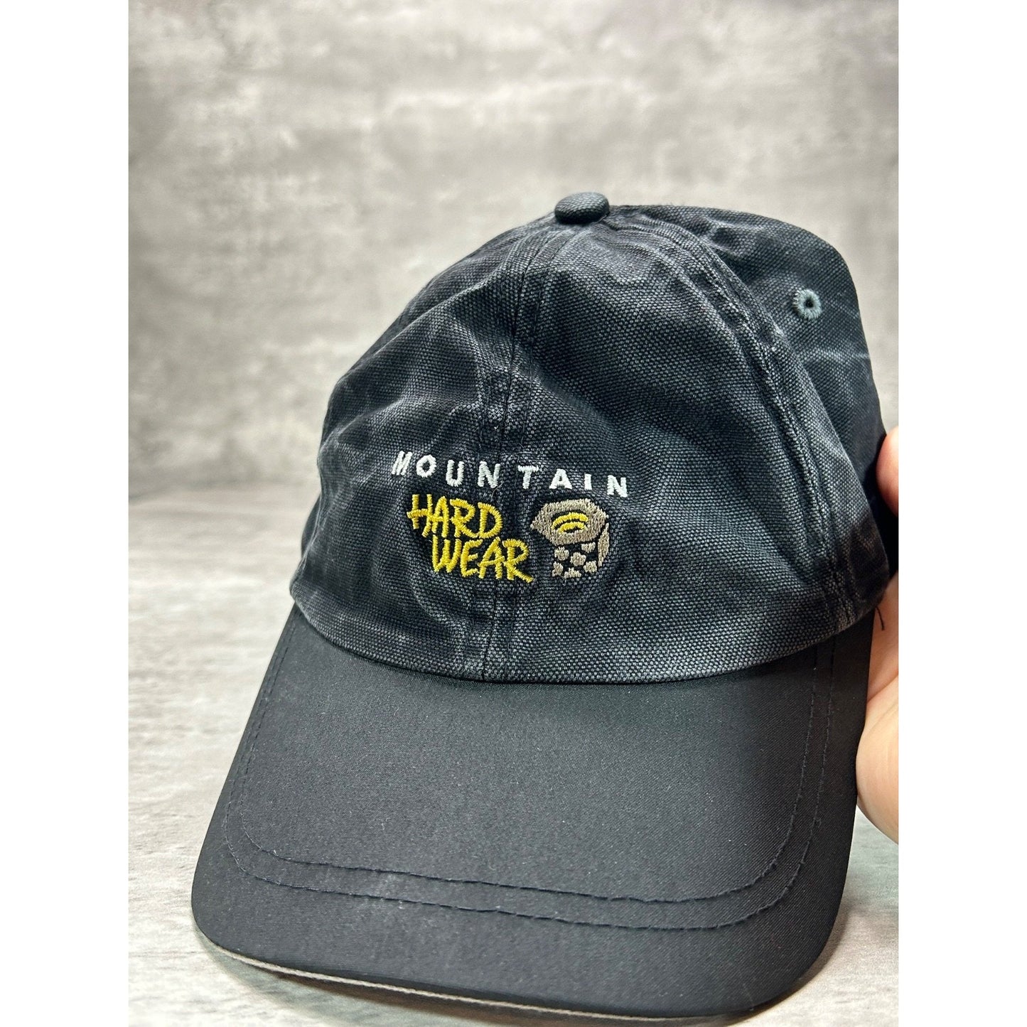 Vintage Mountain Hard Wear Embroidered Spellout Strapback Hat OSFA