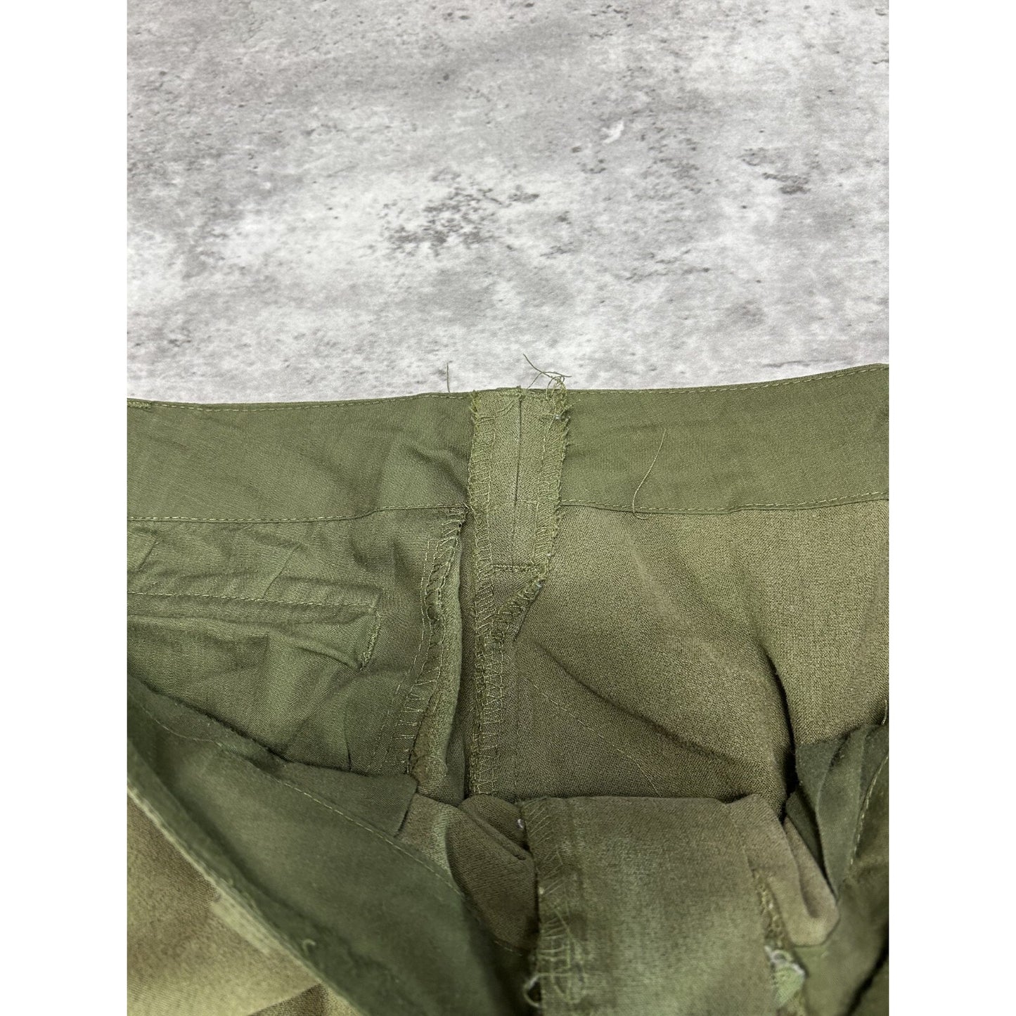 Vintage 1980s/90s MIlitary Nato Army Cargo Pants Size 36 Green