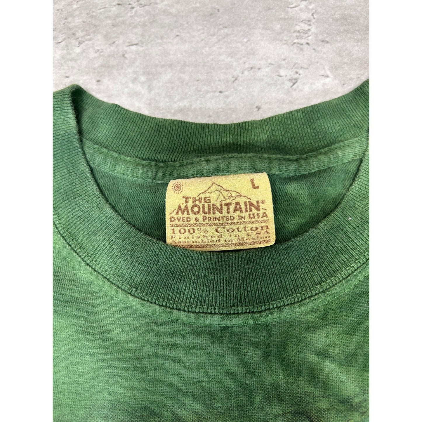 Vintage 2004 Mountain Mystical Landscape Nature Graphic Tye Dye T-Shirt Sz Large