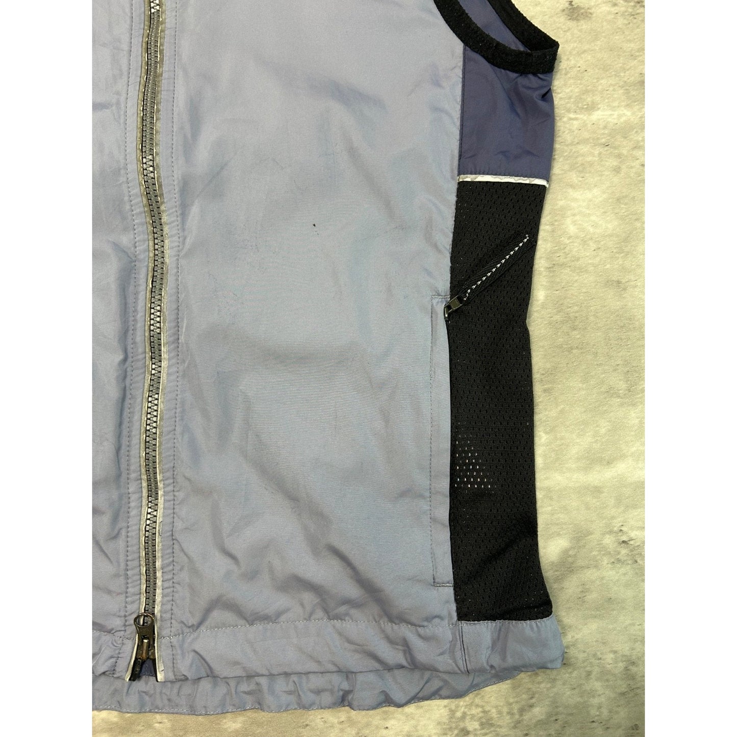 Vintage 2000s Nike Embroidered Swoosh Lightweight Full Zip Vest Sz Medium YOUTH