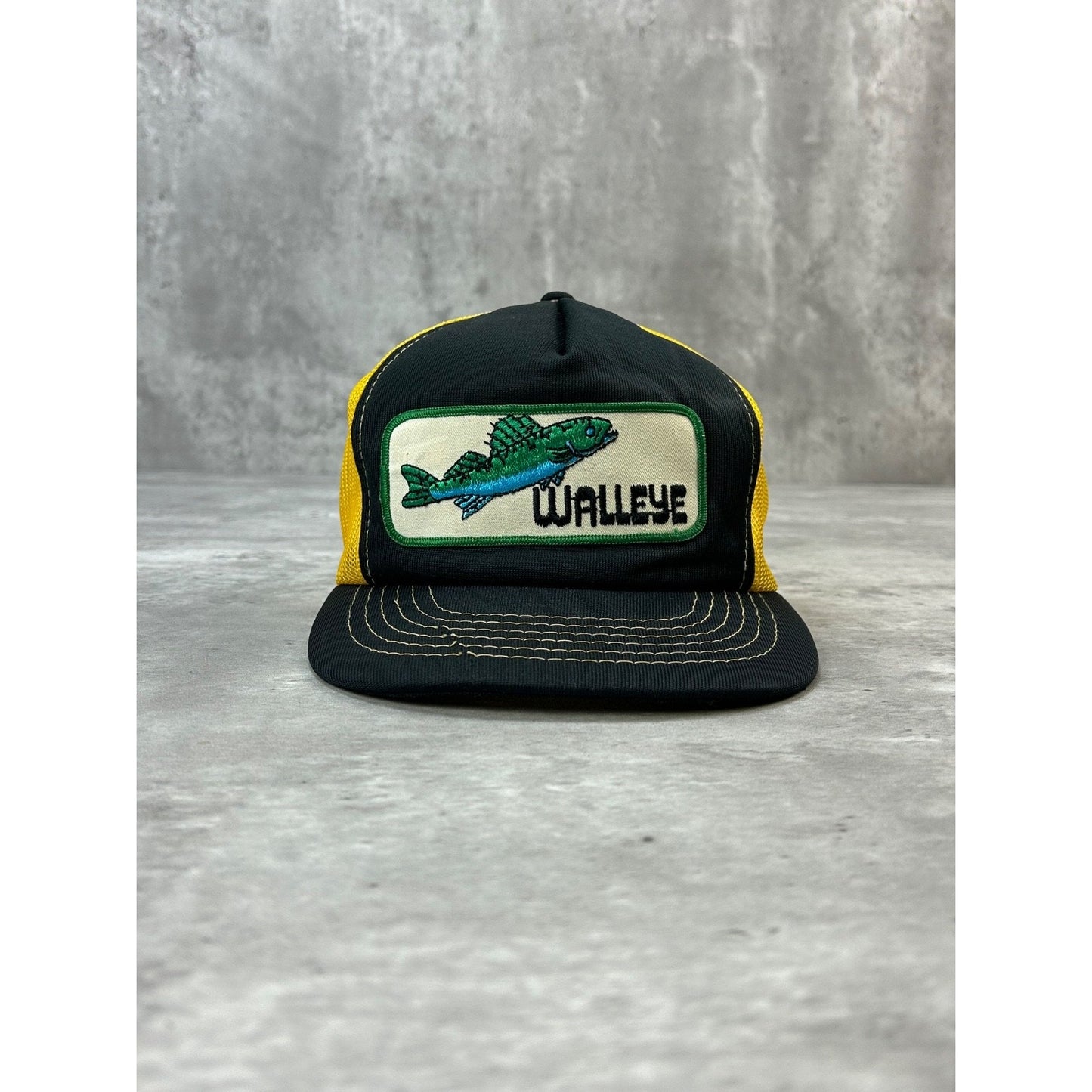 Vintage 80s/90s Walleye Embroidered Patch Fishing Trucker Snapback Hat OSFA