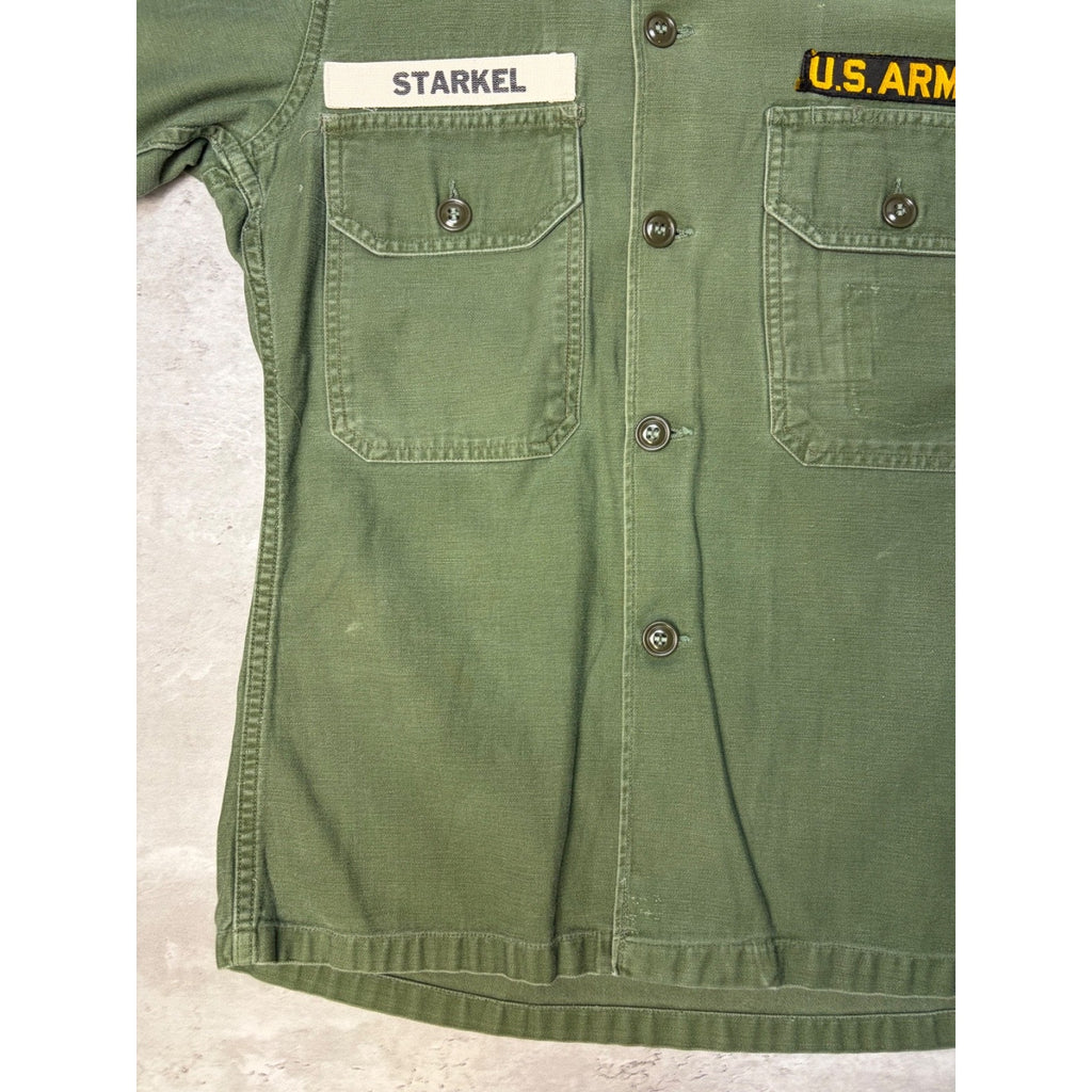 Vintage 1960s US Army OG 107 Patched Military Button Up Shirt Size Medium
